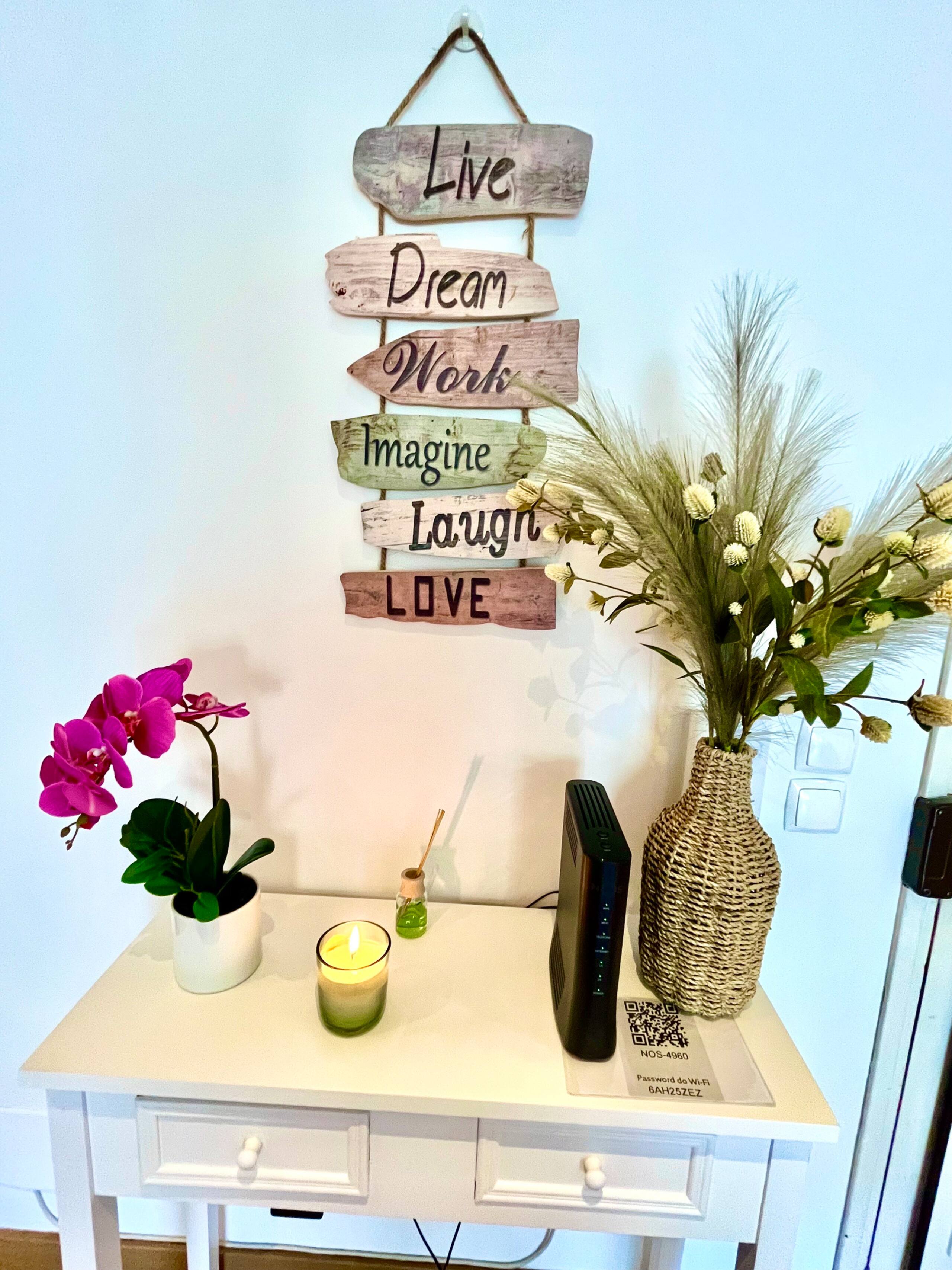 New! Poets' Retreat, cozy and spacious 7
