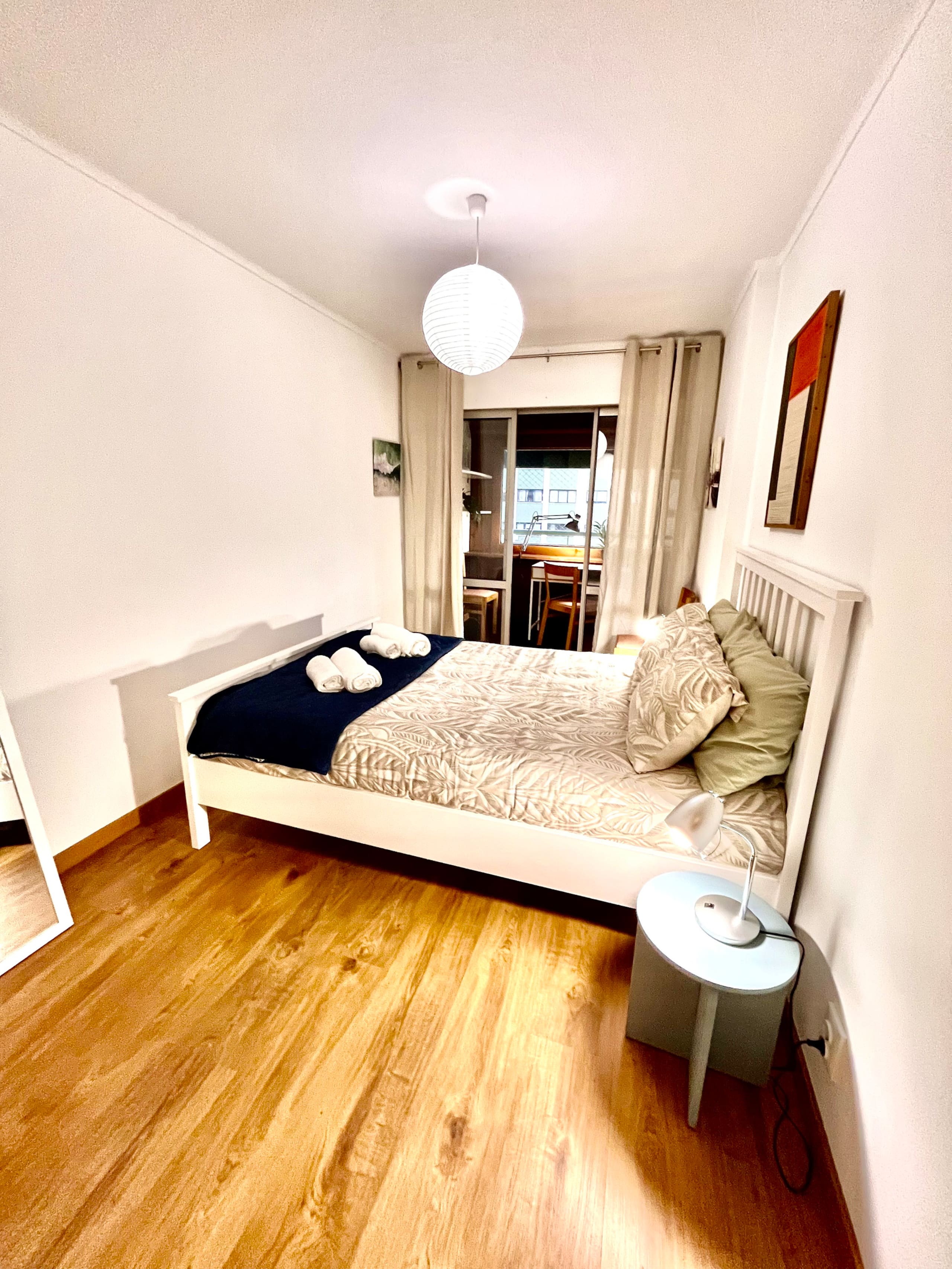 New! Poets' Retreat, cozy and spacious 14