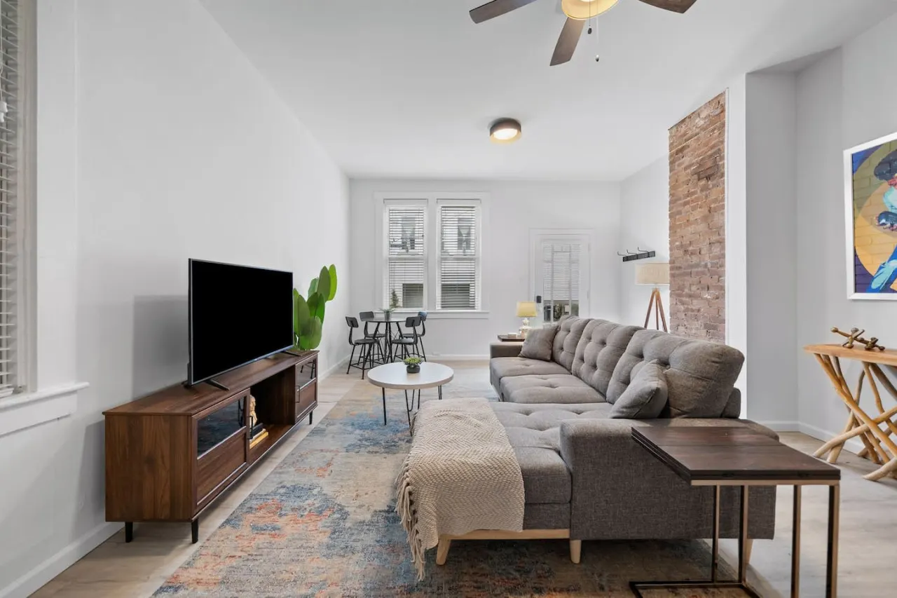 Stay in Style Charming Mt. Adams 1BR 9