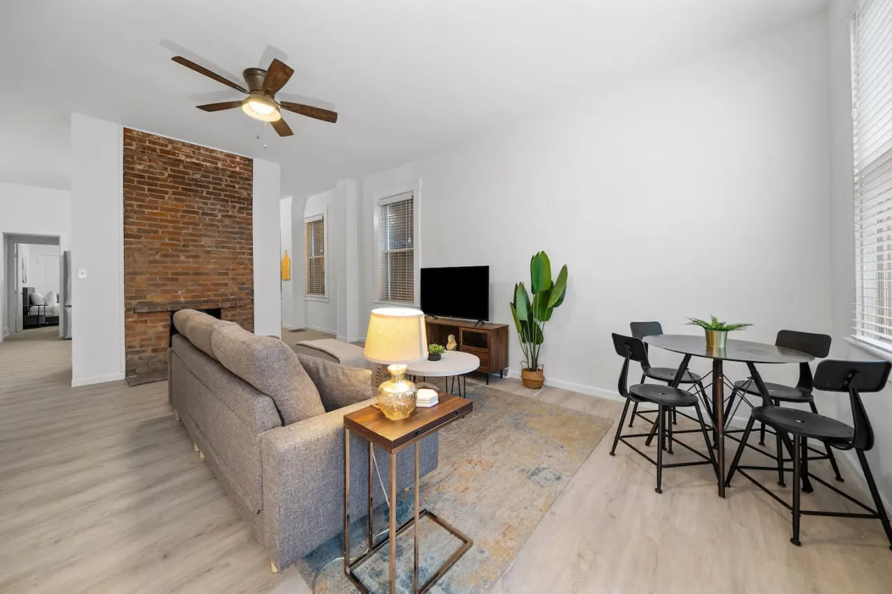 Stay in Style Charming Mt. Adams 1BR 10