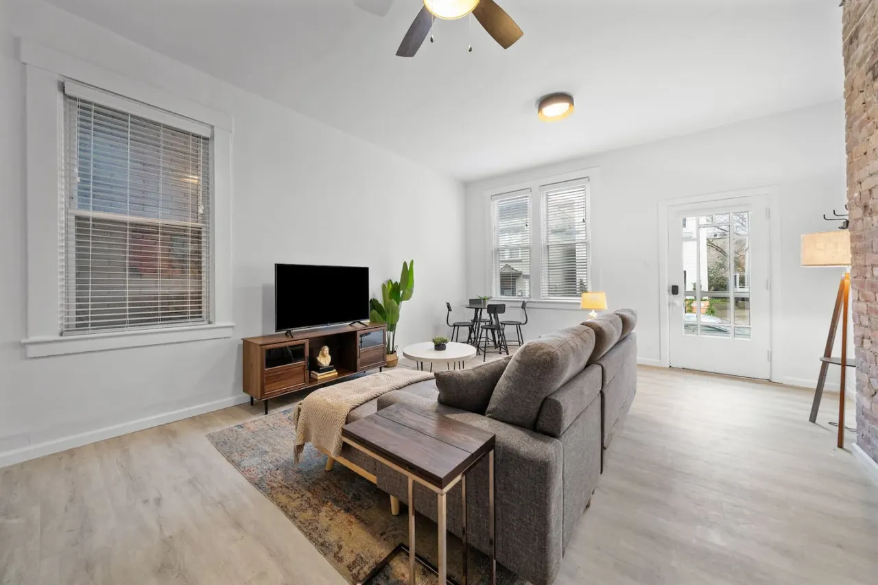 Stay in Style Charming Mt. Adams 1BR 11