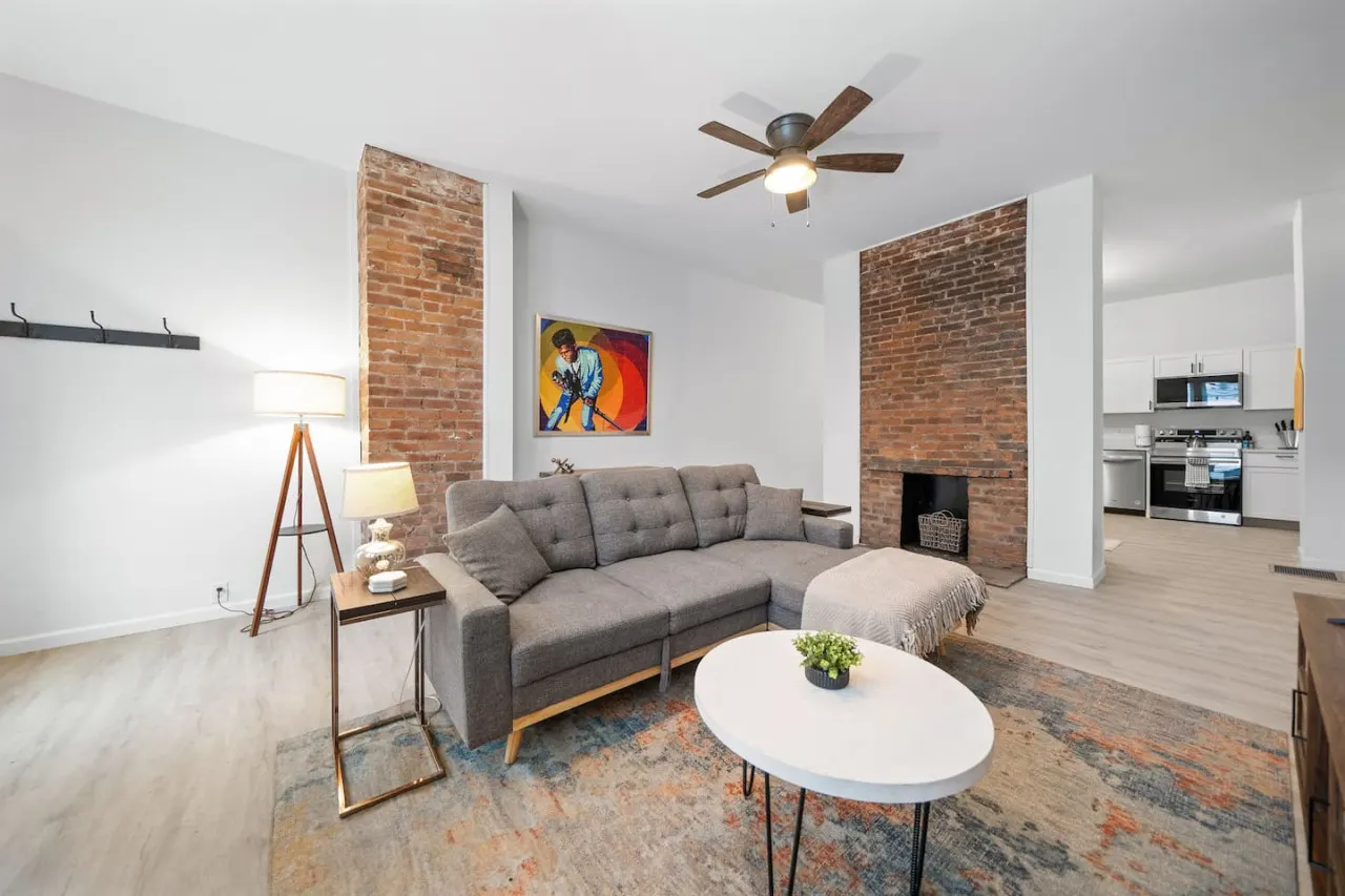 Stay in Style Charming Mt. Adams 1BR 7