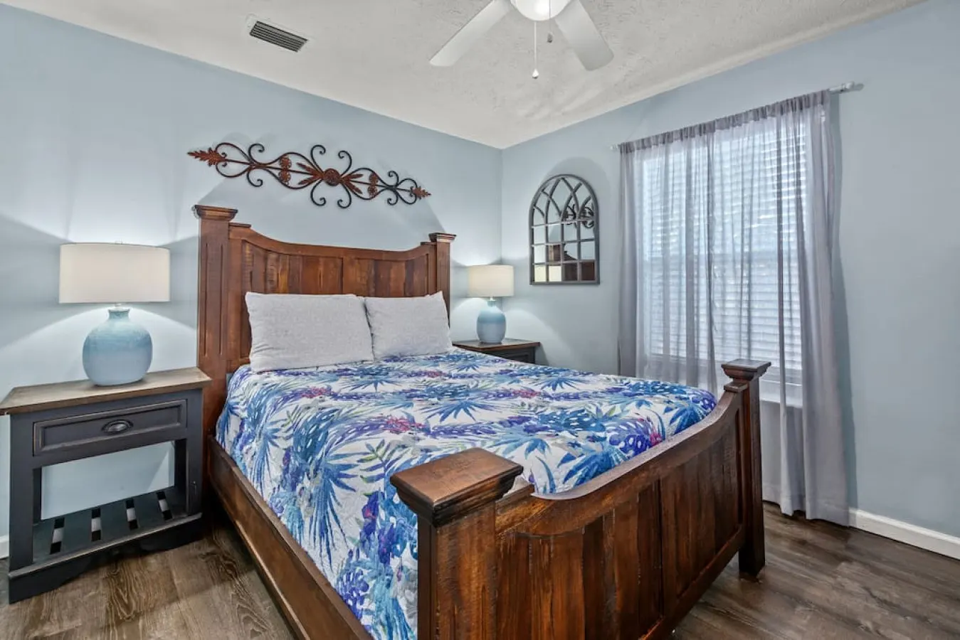 Pirates Cove ~ Luxury Pool Retreat with Hot Tub, Game Room & 6-Seat Cart 10