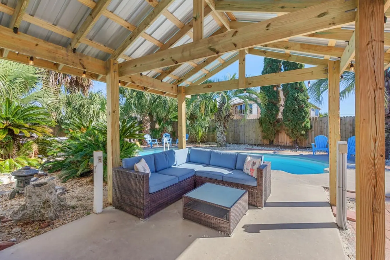 Pirates Cove ~ Luxury Pool Retreat with Hot Tub, Game Room & 6-Seat Cart — photo 3