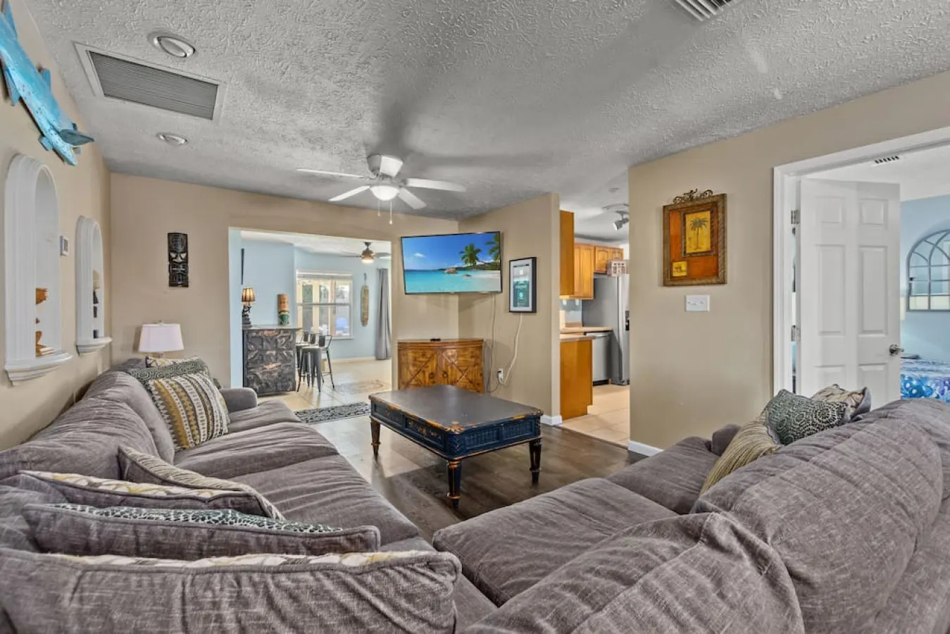 Pirates Cove ~ Luxury Pool Retreat with Hot Tub, Game Room & 6-Seat Cart 8