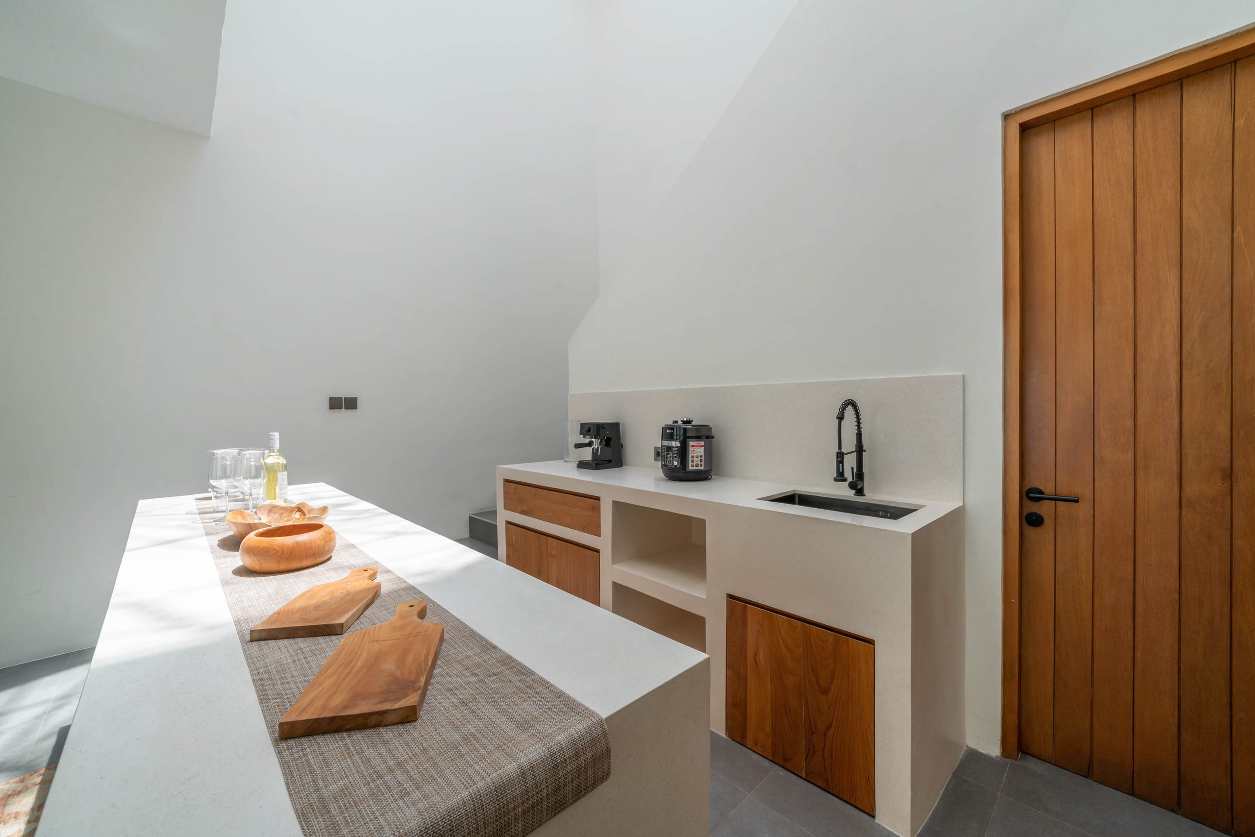 Villa Milana: 5BR Mediterrenean Villa in Canggu 12