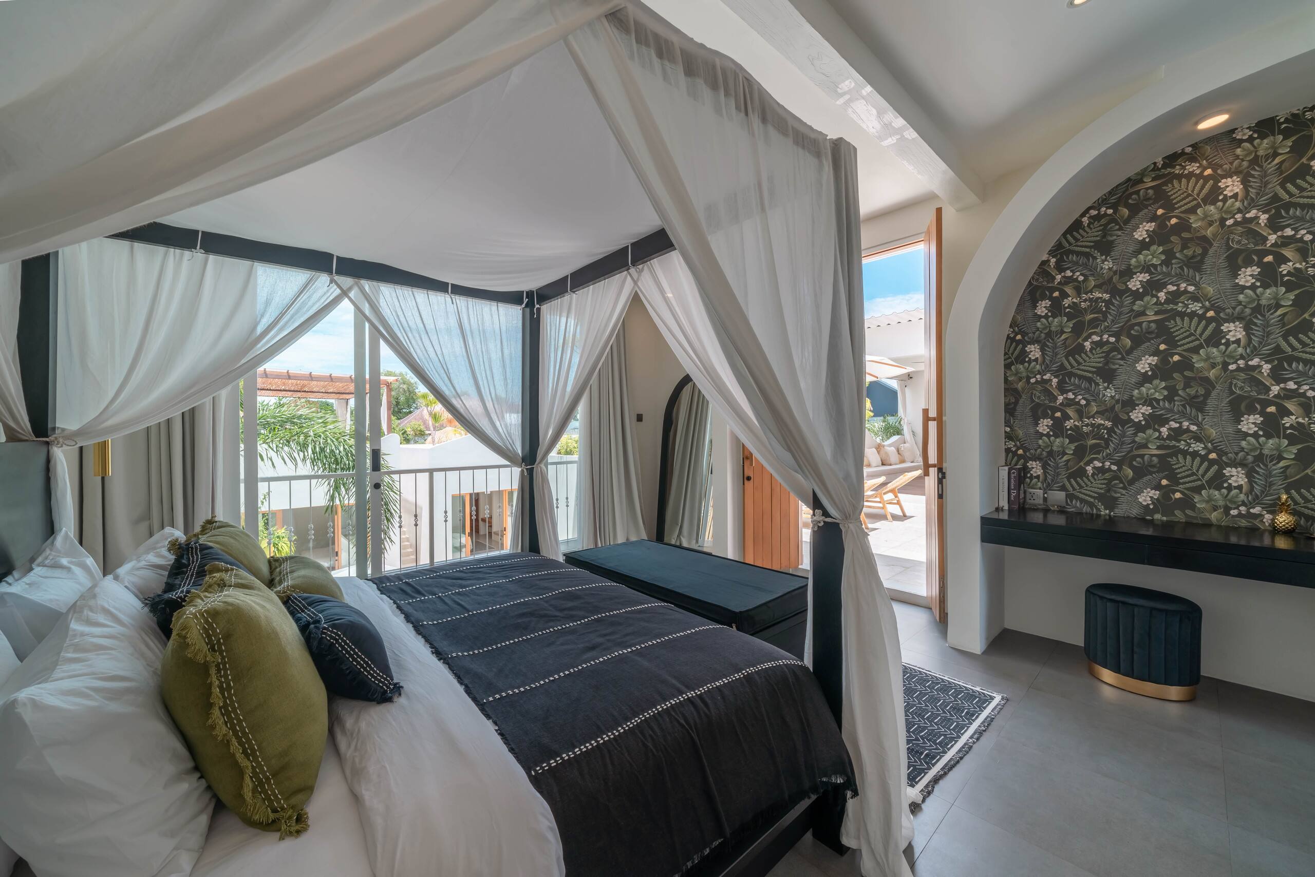 Villa Milana: 5BR Mediterrenean Villa in Canggu 26