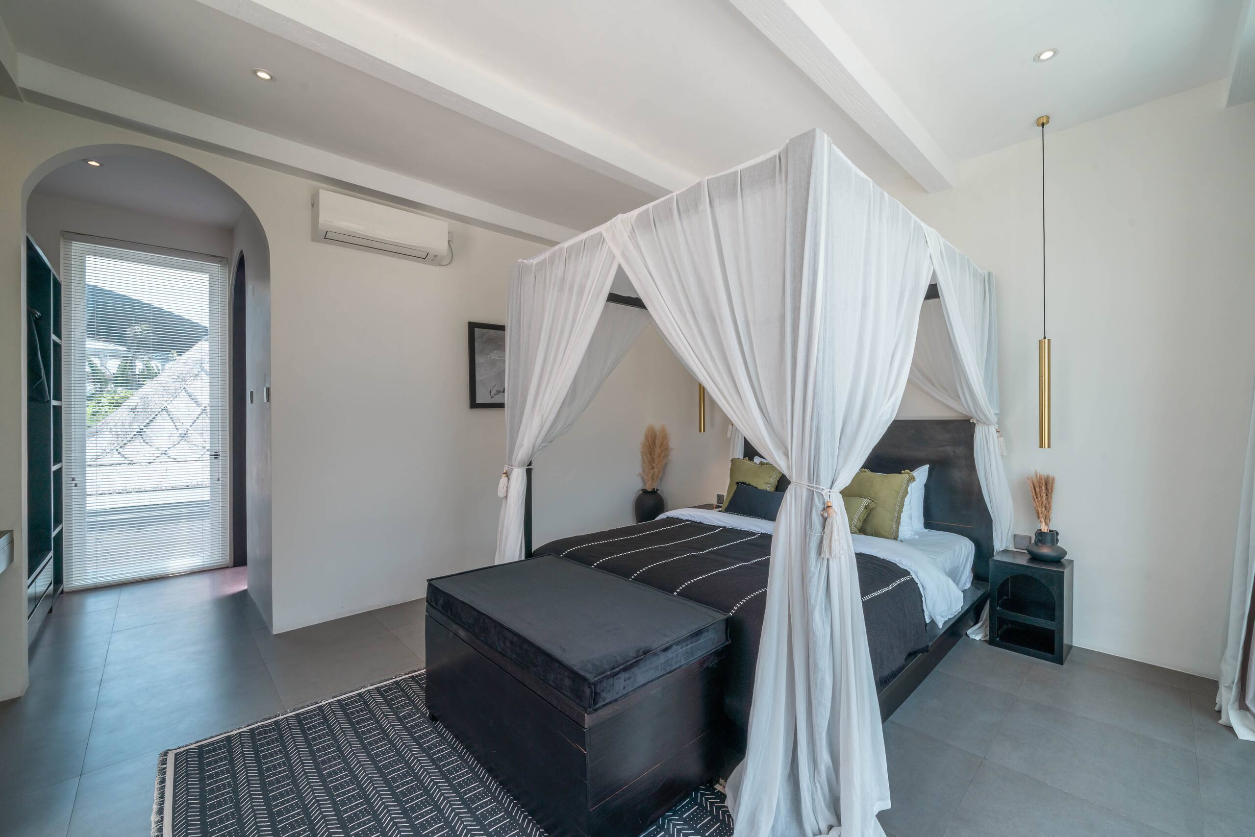 Villa Milana: 5BR Mediterrenean Villa in Canggu 28