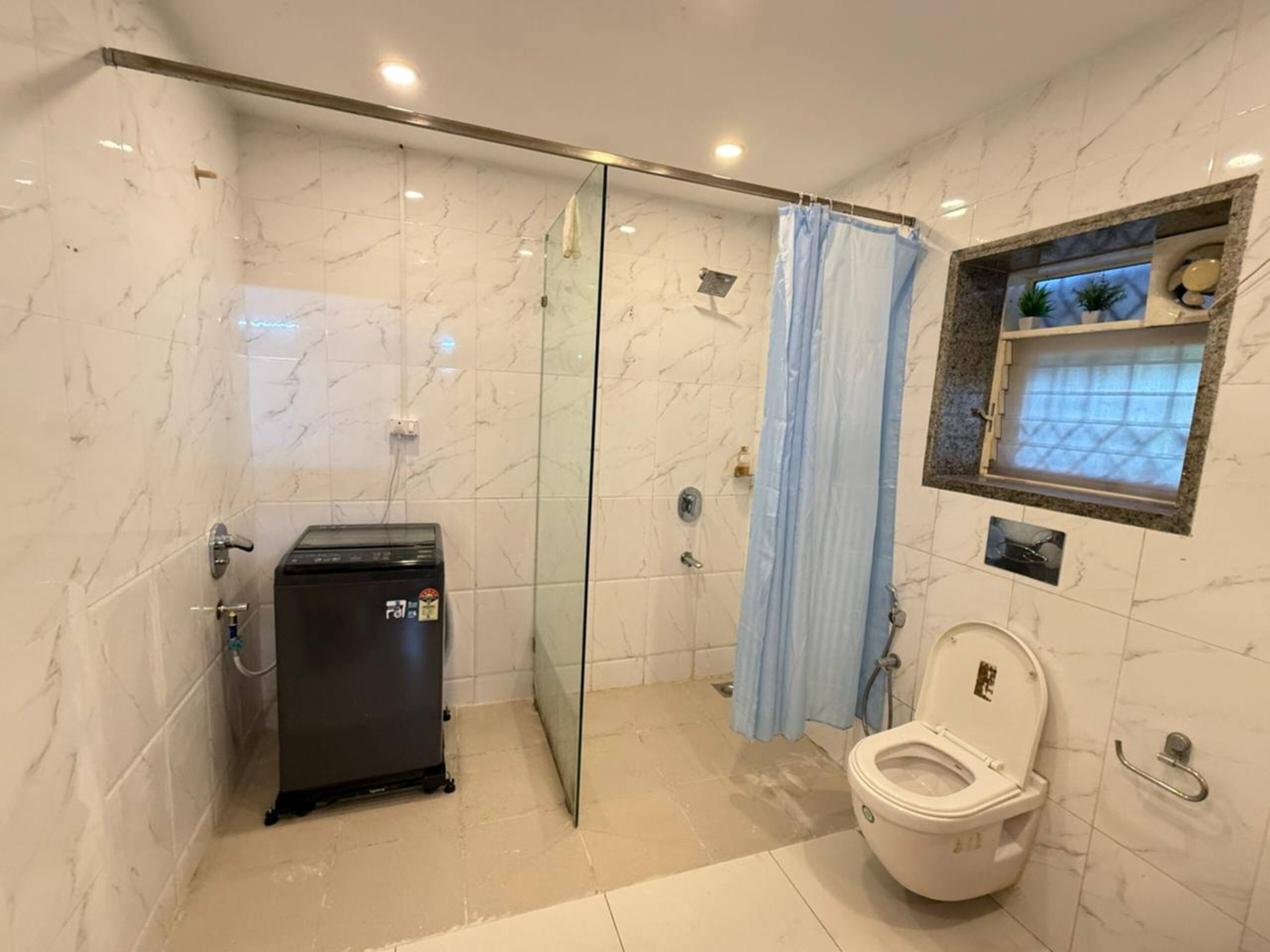 Pool view ground floor 2 BHK,6 guests,Near beaches 22