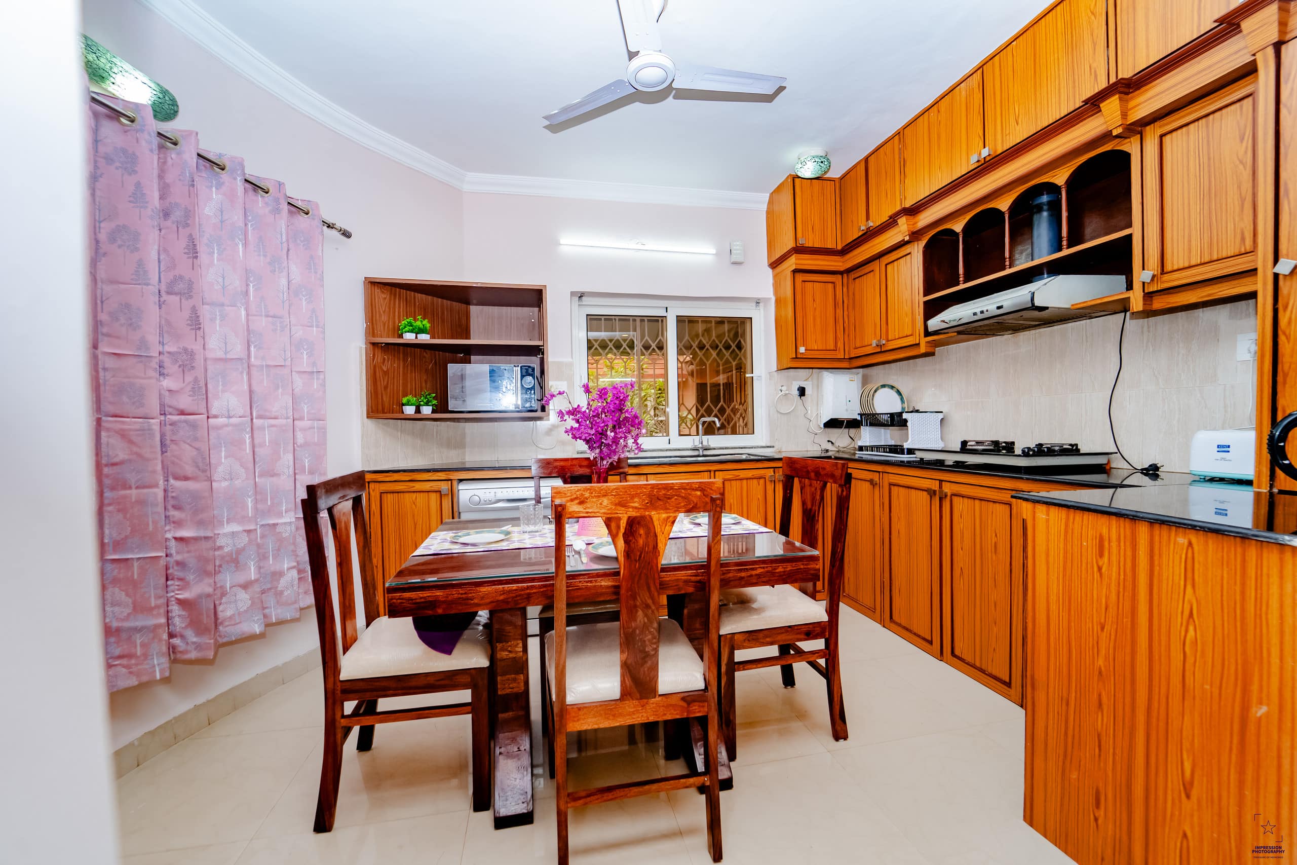 Pool view ground floor 2 BHK,6 guests,Near beaches 14