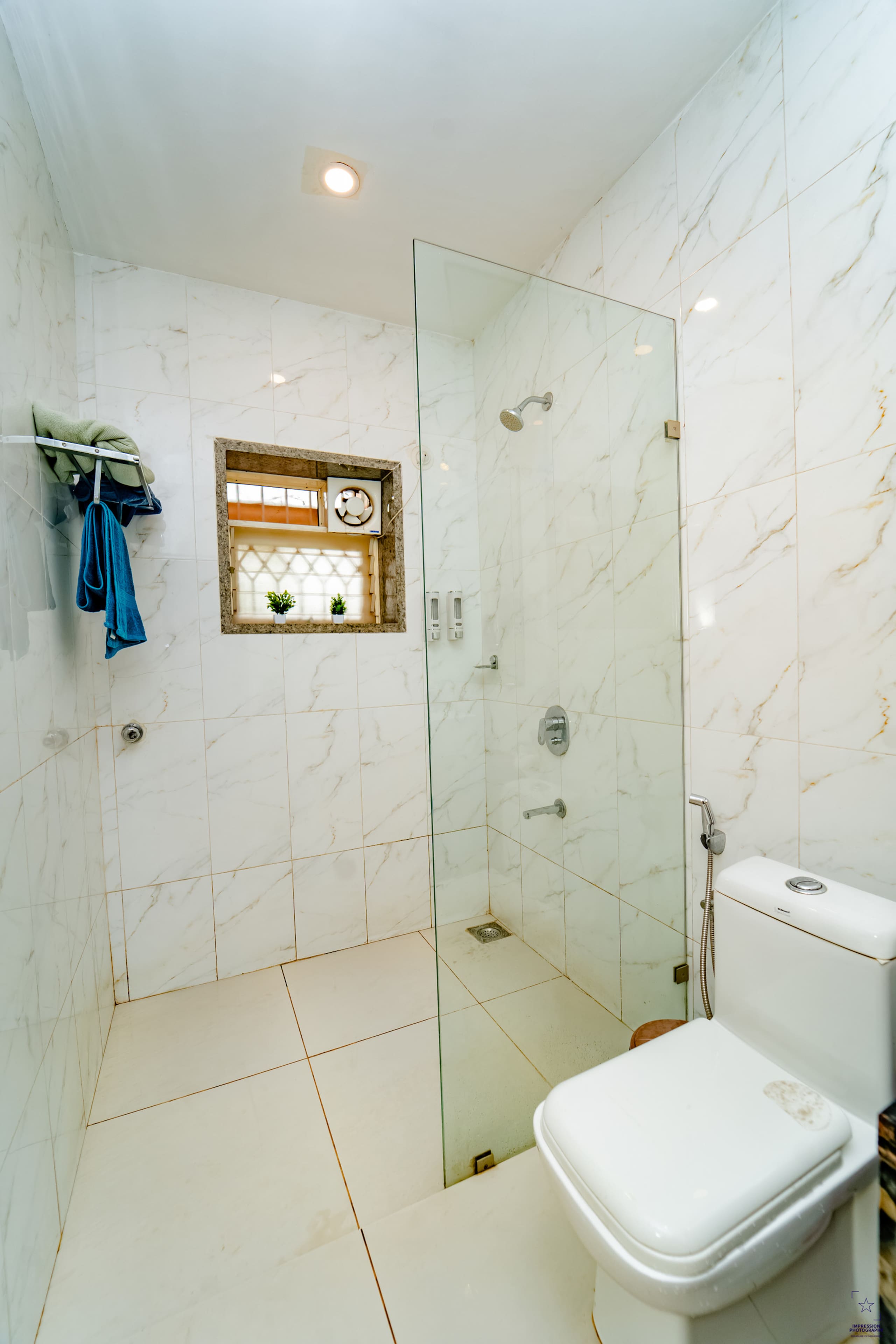 Pool view ground floor 2 BHK,6 guests,Near beaches 23