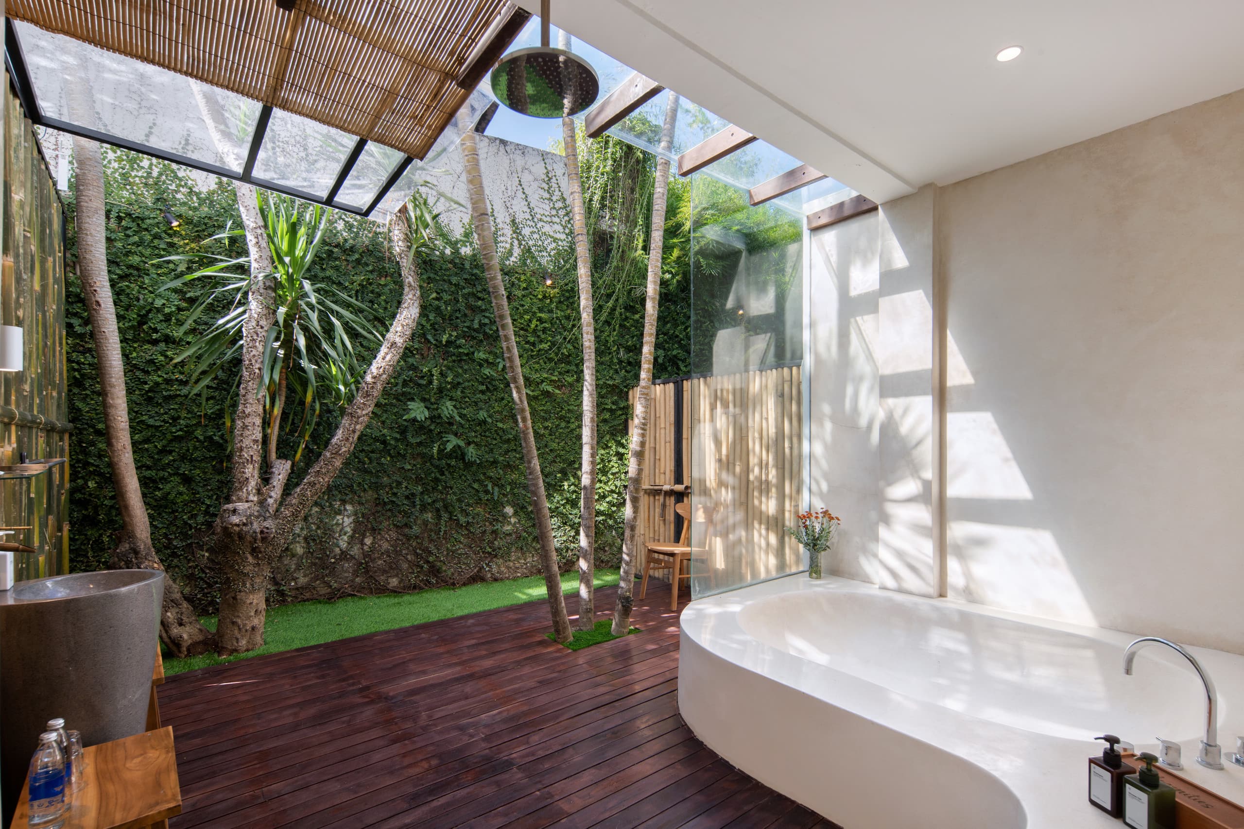 Huge&Trendy/ 7 BEDR Pool Villa/ Near Beach & Clubs — photo 5