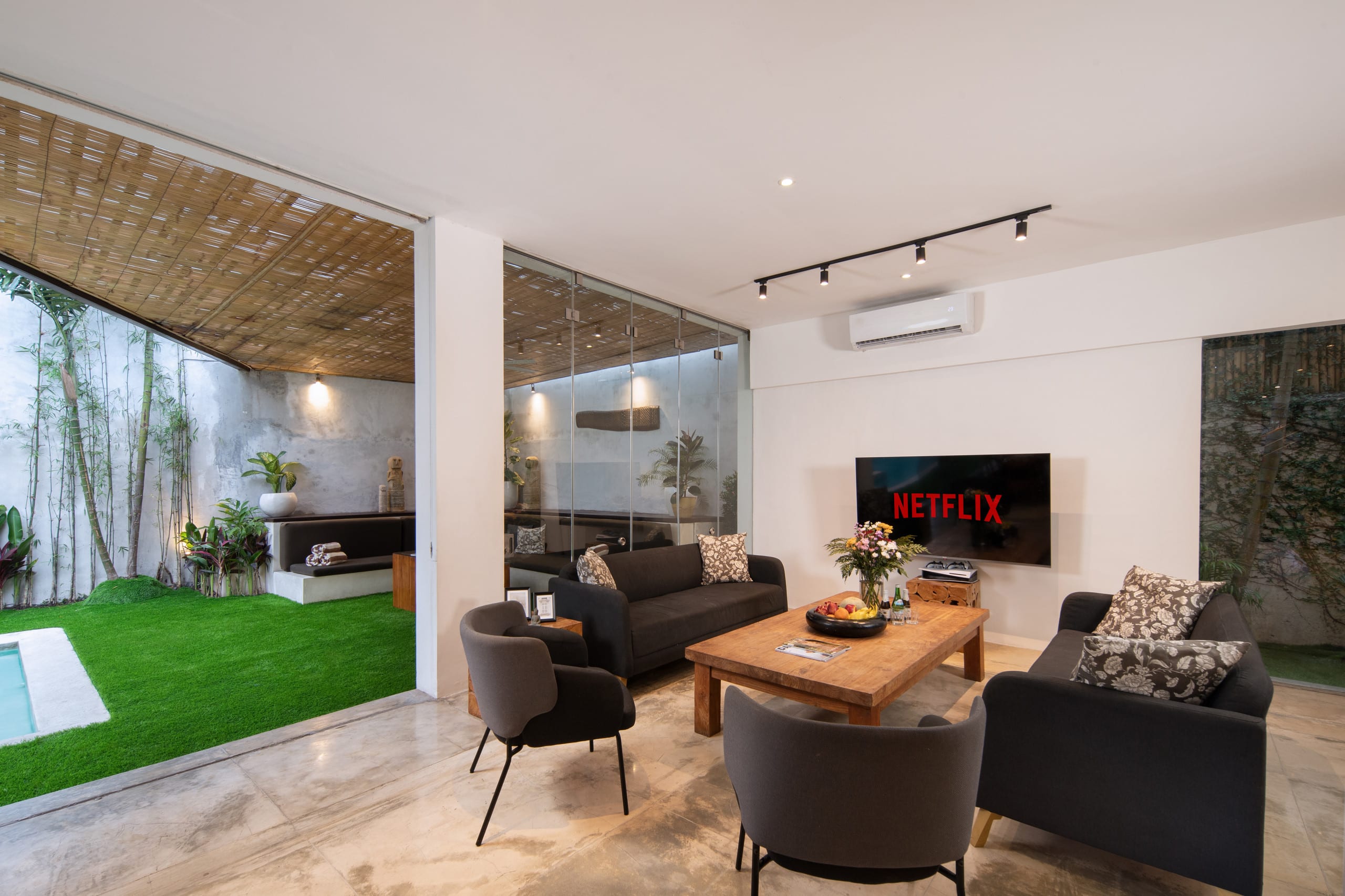 Huge&Trendy/ 7 BEDR Pool Villa/ Near Beach & Clubs 27