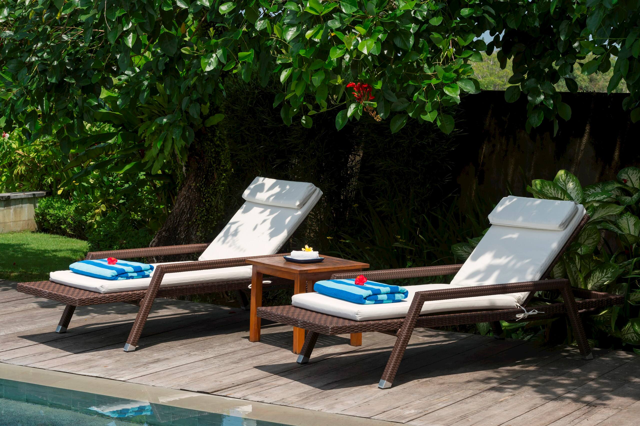 Balinese 3BR Villa in Canggu w/ 2 Pools & Yoga 20