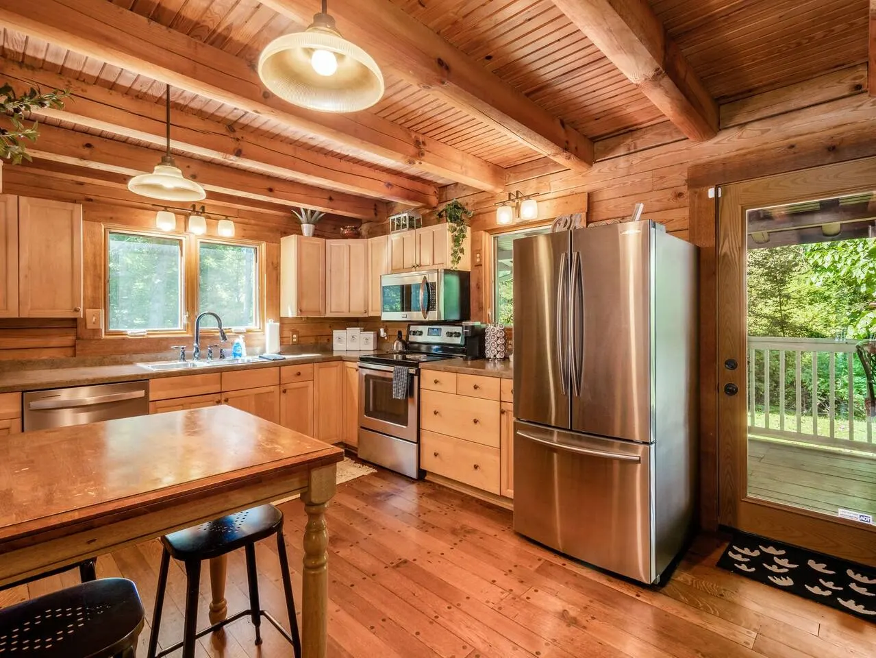 *Hocking Hills Retreat 2 Cabins, Fishing Ponds* 15