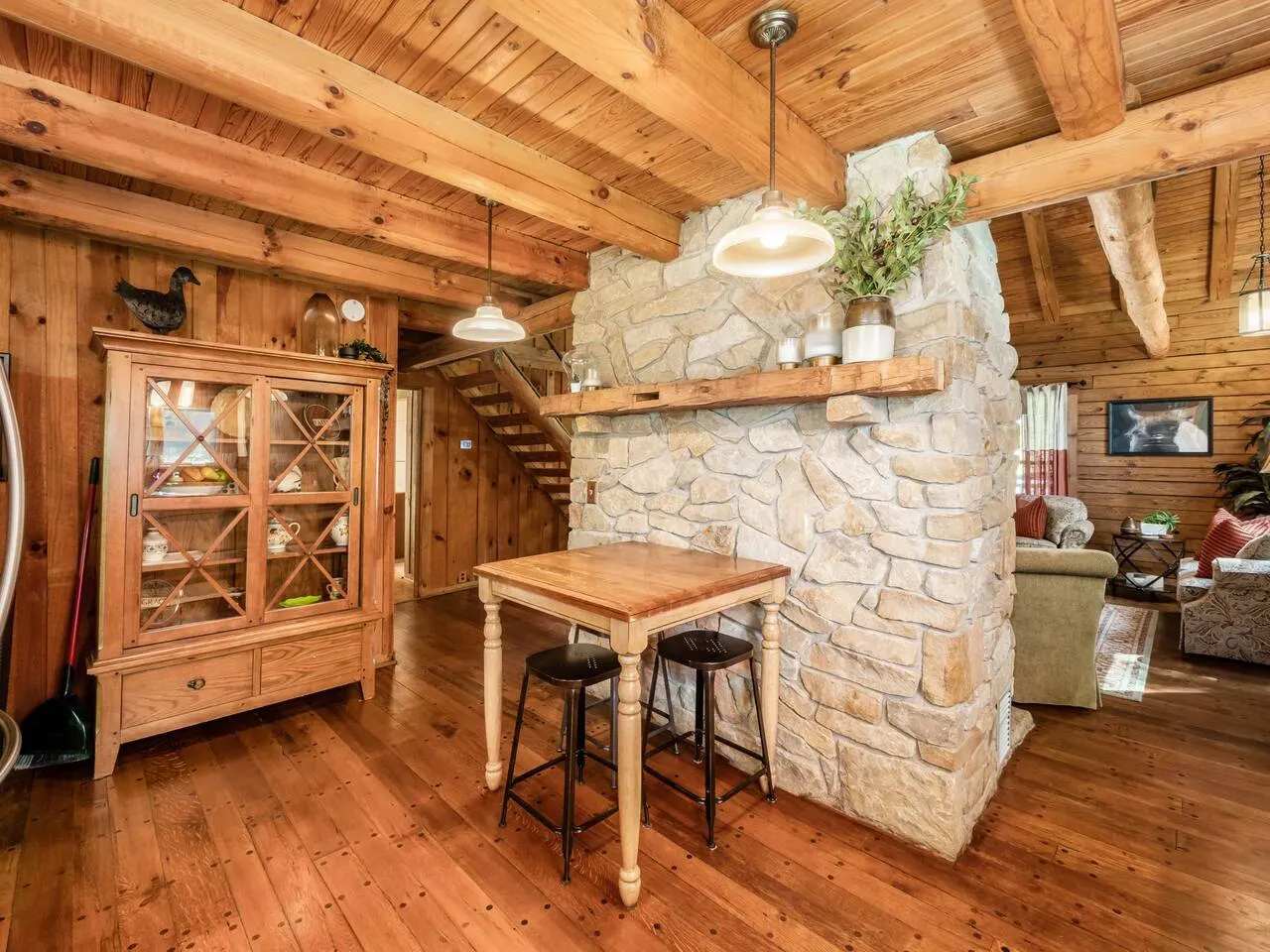 *Hocking Hills Retreat 2 Cabins, Fishing Ponds* 18