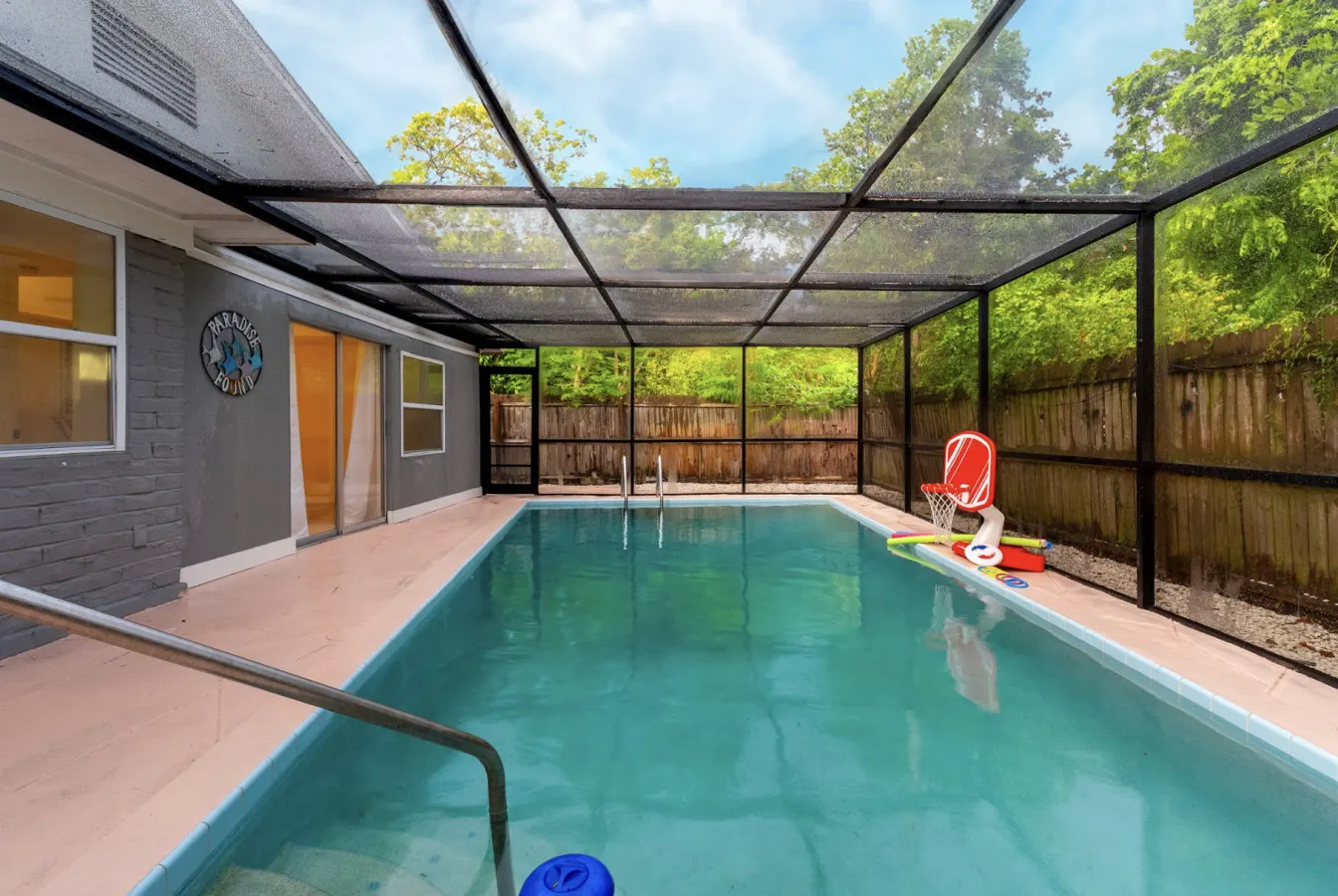 St. Pete's Casa | Private Pool, Mini Gym, King Bed, Smart TV & Grill | St. Petersburg — foto 4