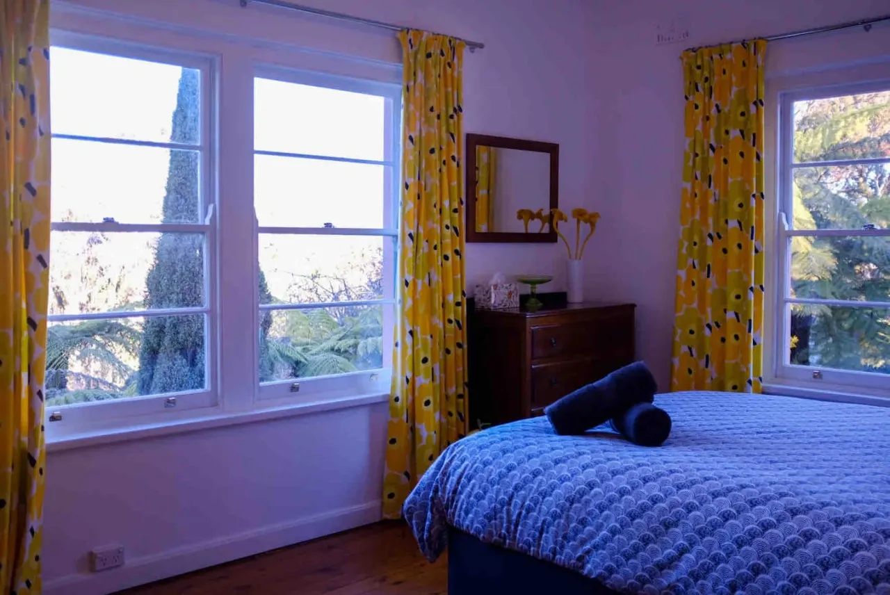 Sublime Art Deco Cottage: Leura, Blue Mountains 9