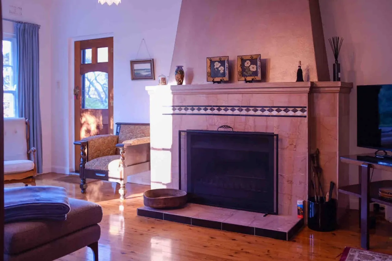 Sublime Art Deco Cottage: Leura, Blue Mountains 17