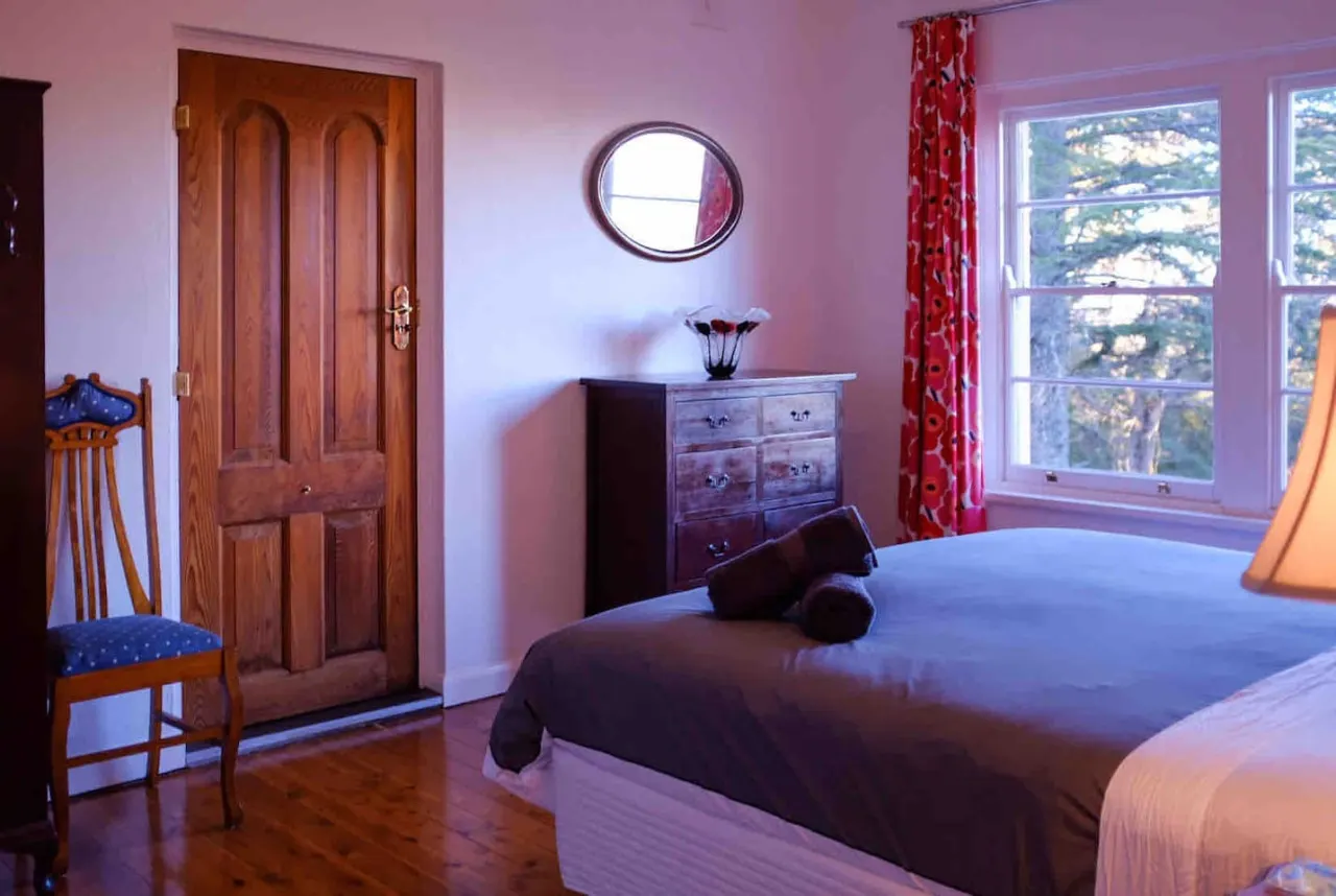 Sublime Art Deco Cottage: Leura, Blue Mountains 6