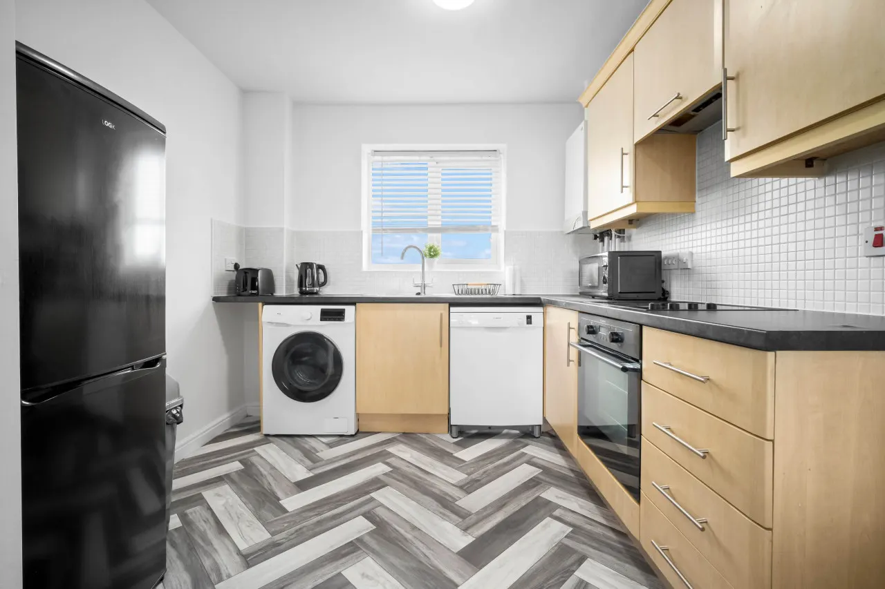 Stylish 2 Bedroom Apartment - Parking - Smart TV - WIFI 9