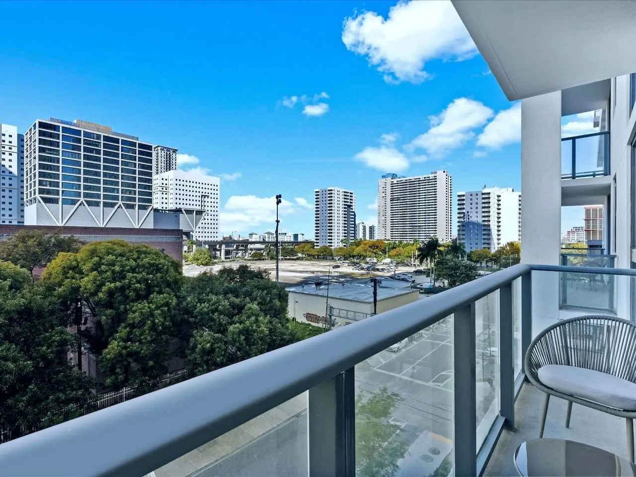 Beautiful Studio Unit at The Crosby Worldcenter 15