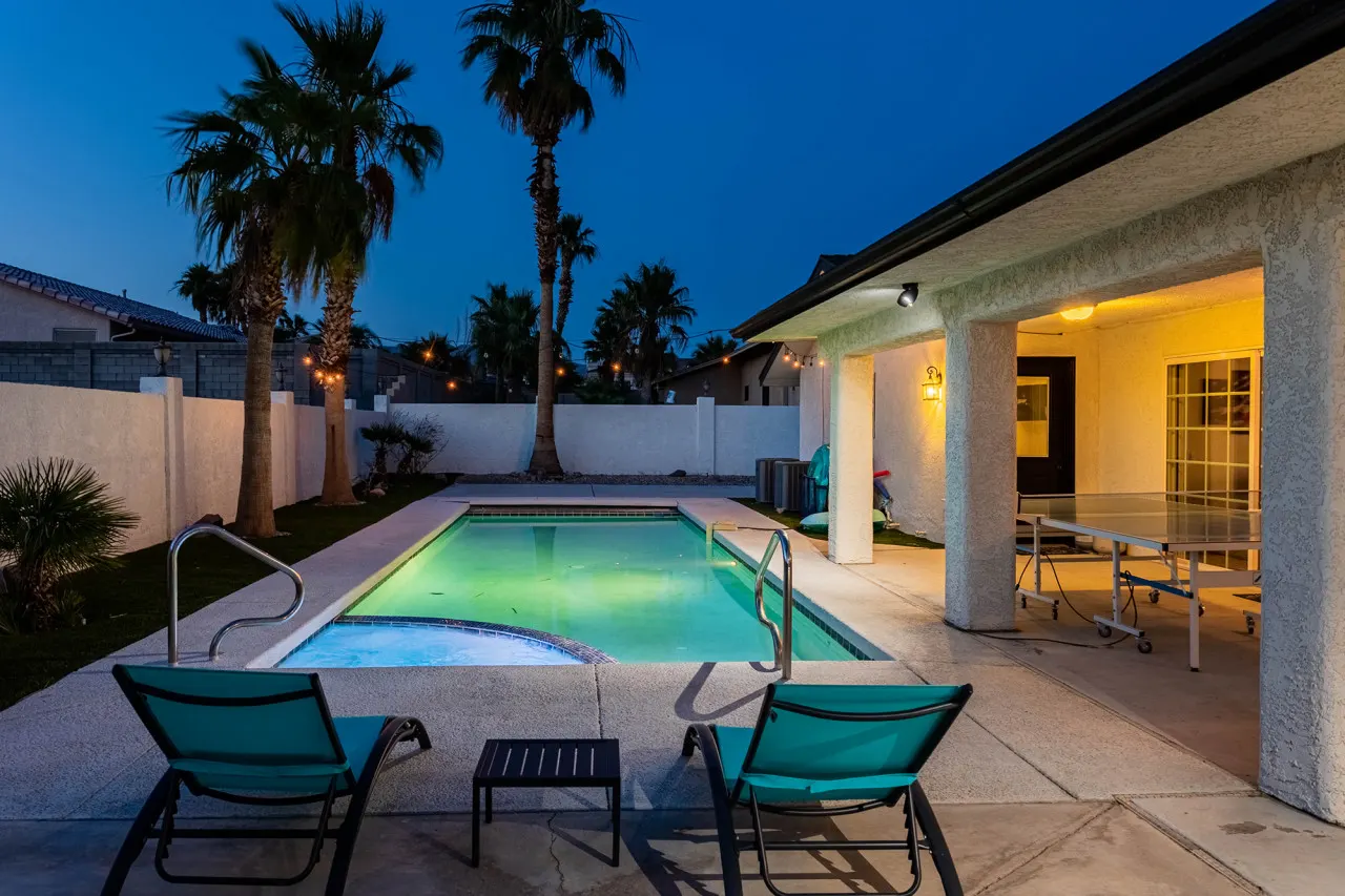 HavaINCREDIBLE Stay Pool Spa Movies EVSE 6