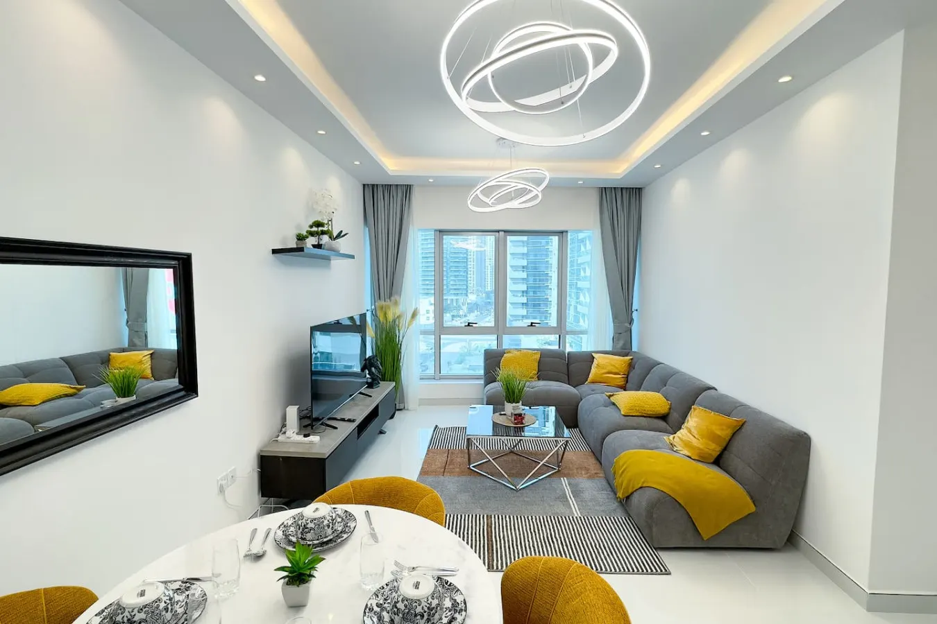 Dubai Marina - 1 BHK Classy Apartment