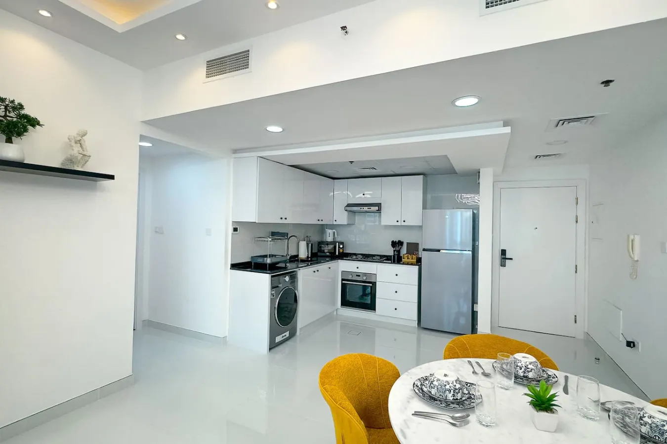 Dubai Marina - 1 BHK Classy Apartment 14
