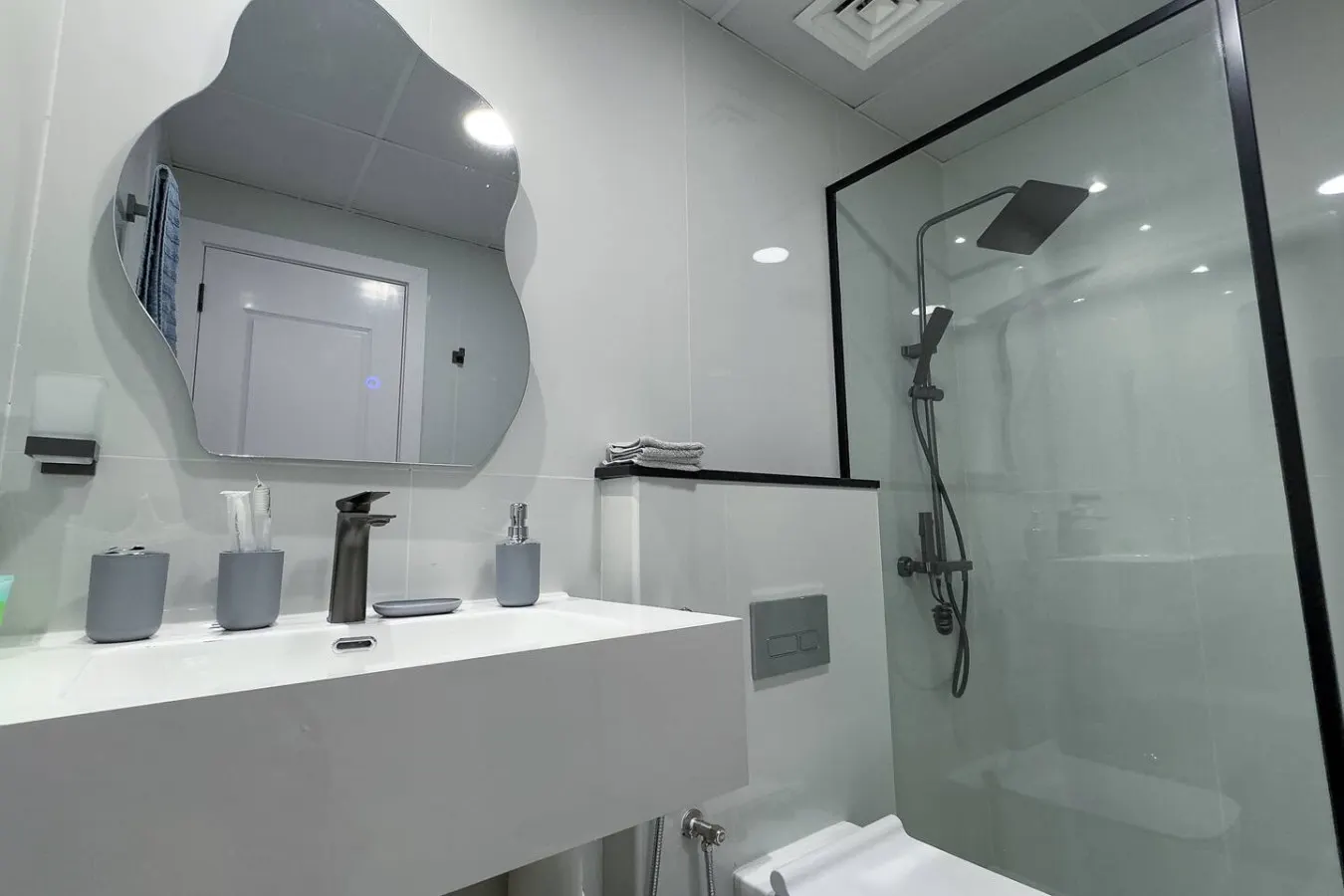 Dubai Marina - 1 BHK Classy Apartment 18