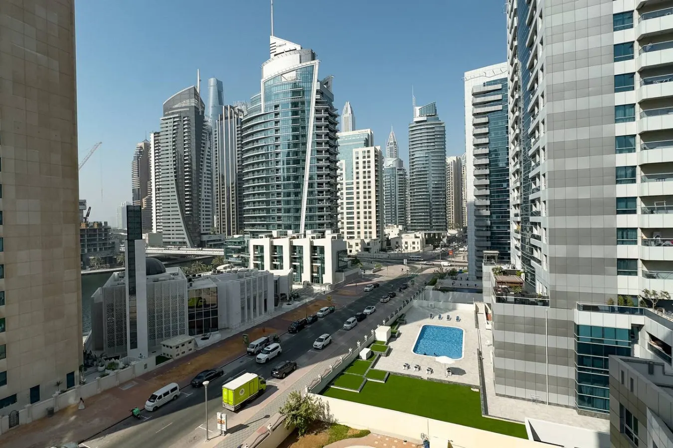 Dubai Marina - 1 BHK Classy Apartment 20