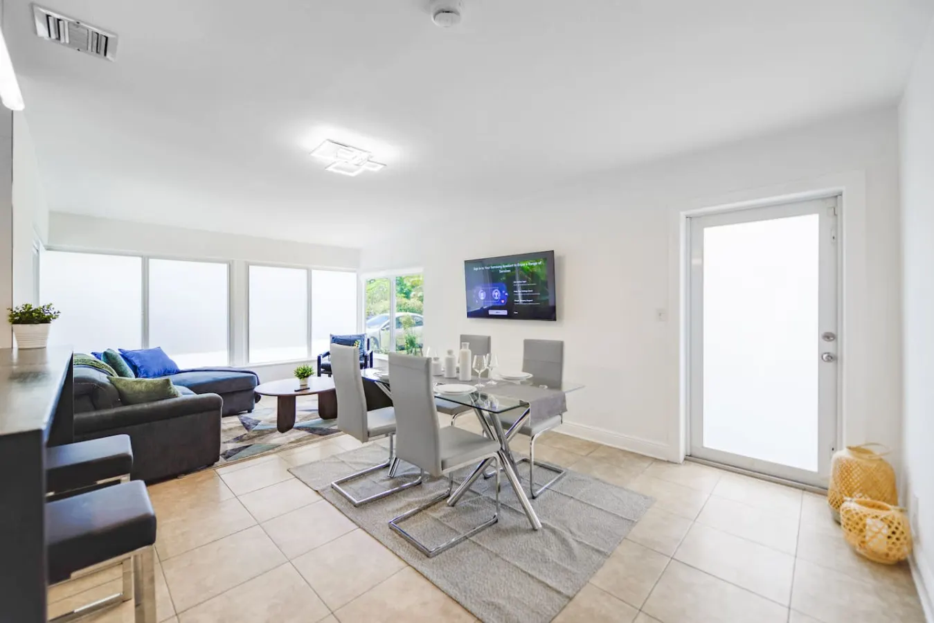Coastal Oasis with Heated Pool: 10 Mins to Beach 9