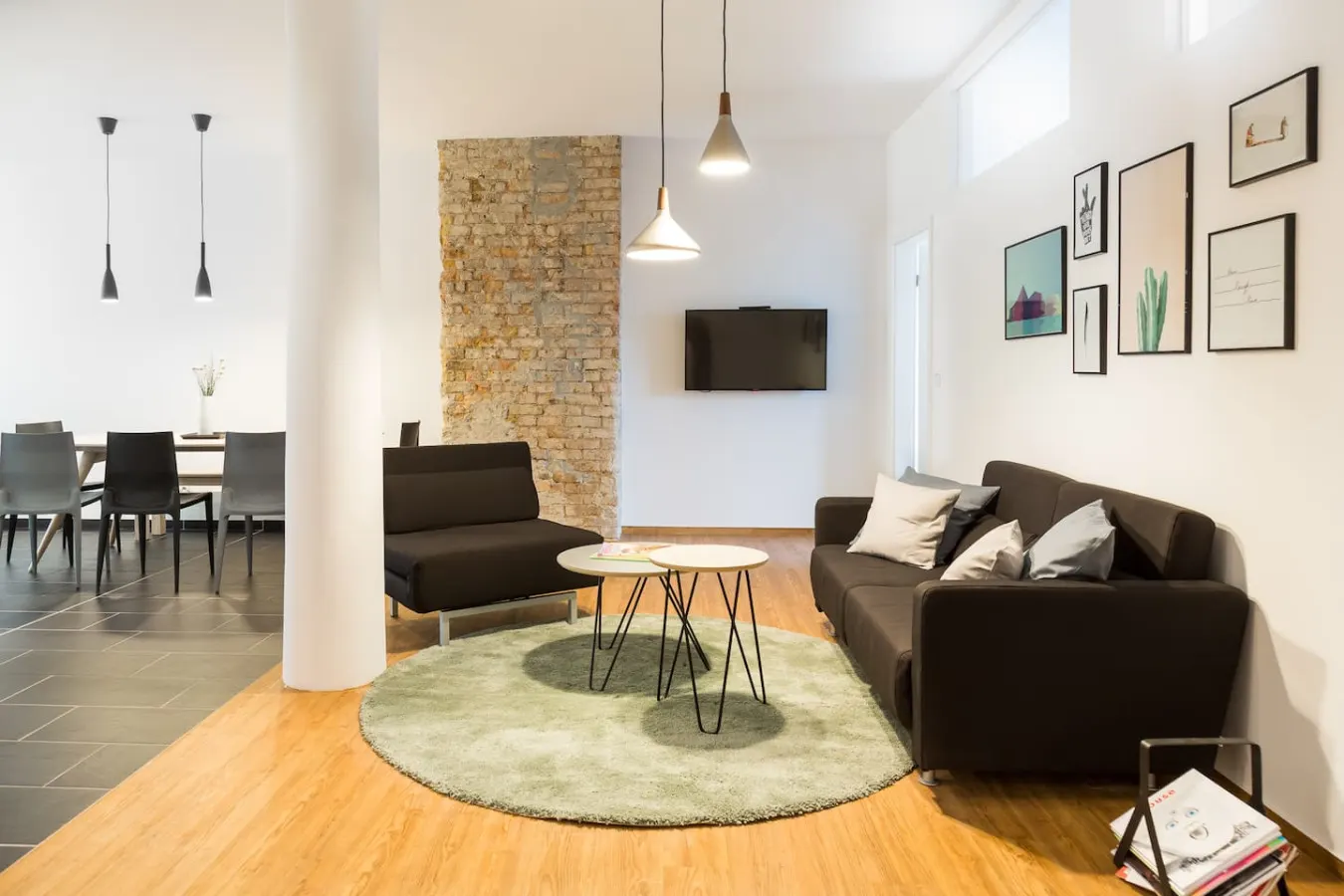 195 SQM & 5 BR // ENTIRE FLOOR: MAX 21 PERSON — photo 3