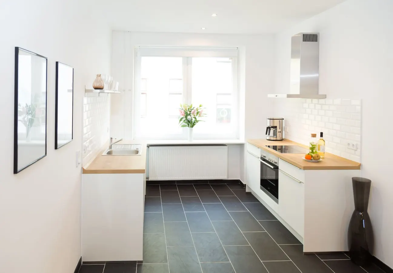 195 SQM & 5 BR // ENTIRE FLOOR: MAX 21 PERSON — photo 5