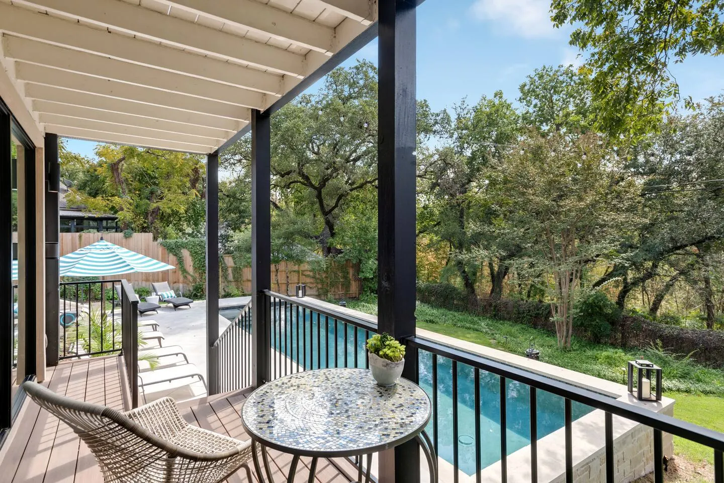 Luxury Home w/Pool & Outdoor Living 3 miles DT 7