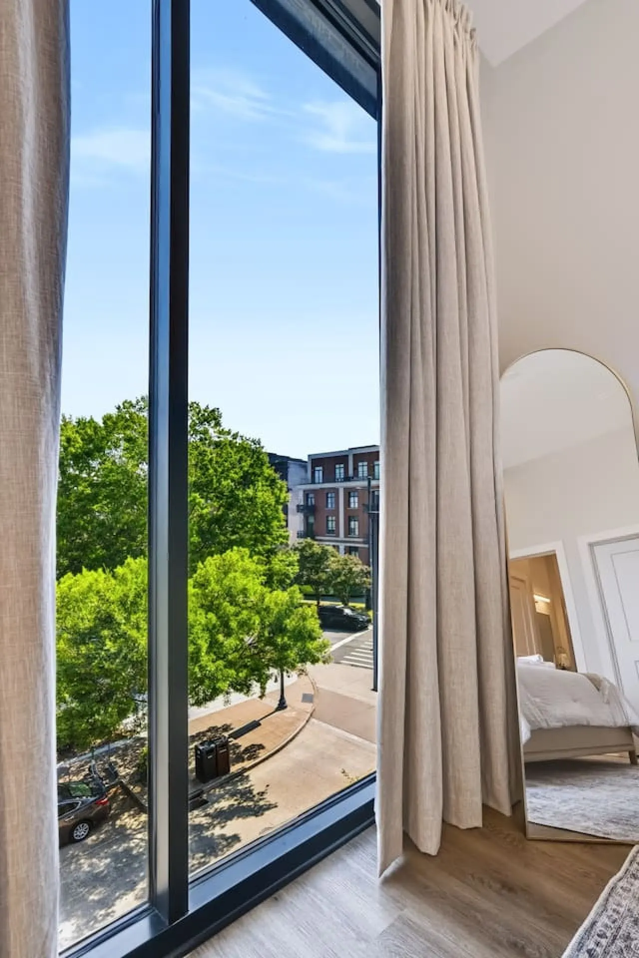 Modern Luxe Retreat Cozy Stay + Free Parking 16