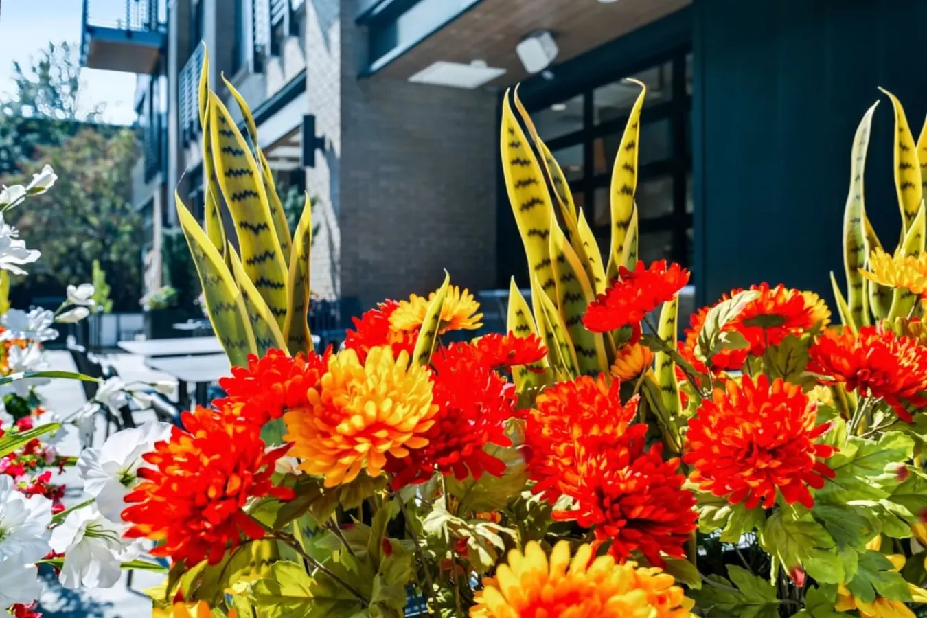Modern Luxe Retreat Cozy Stay + Free Parking 19