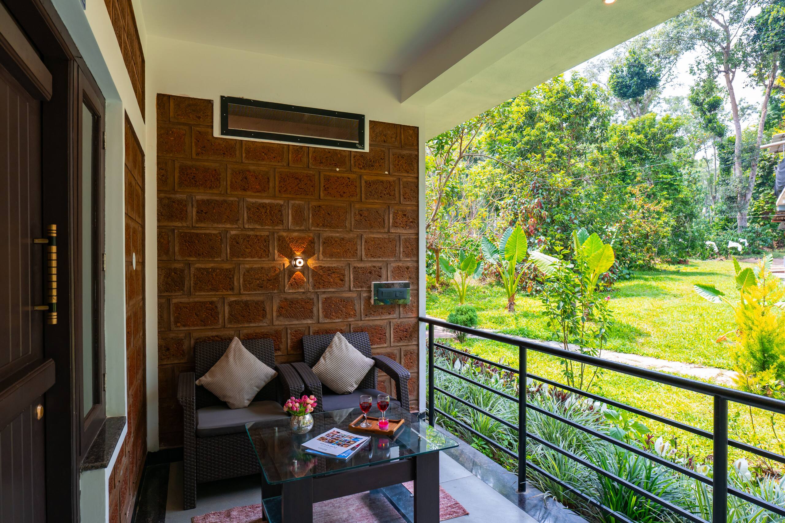 Room W/ Sit-Out & Shared Garden in Avocado Estate 19