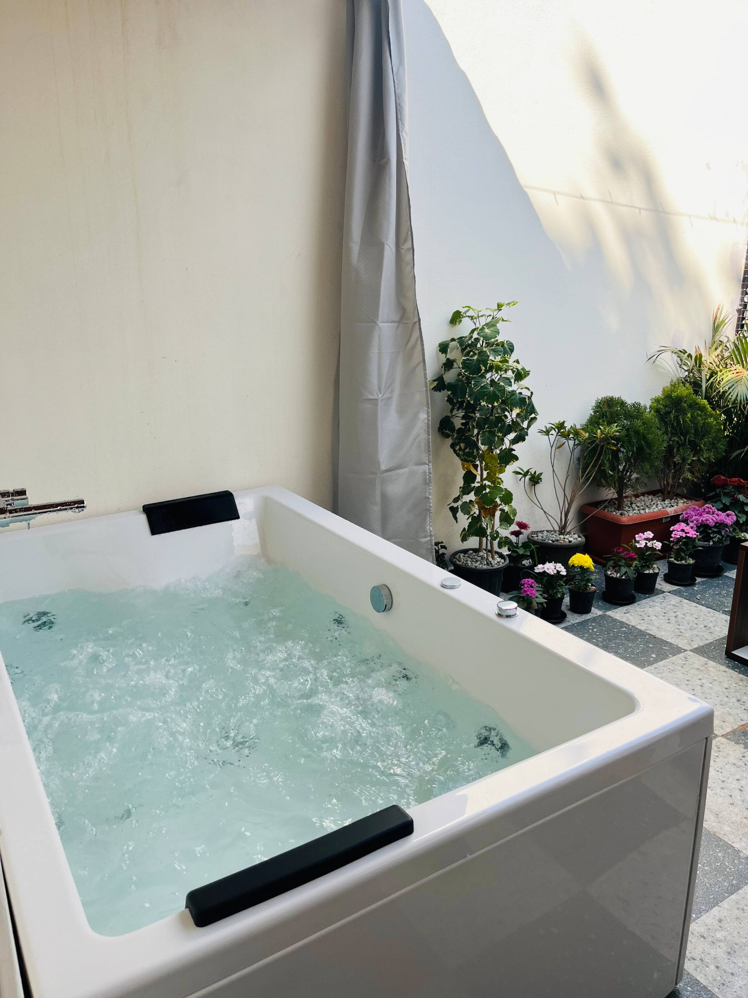 Aura - Room with couple Jacuzzi — photo 2