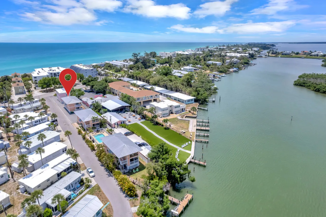 Steps to Water! Beach to Bay, Penthouse! 9