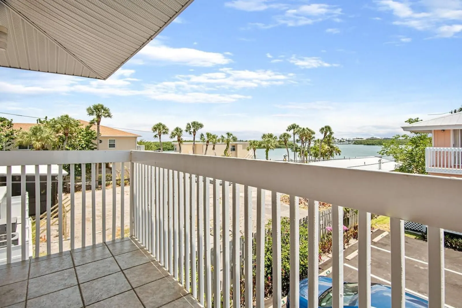 Steps to Water! Beach to Bay, Penthouse! 6