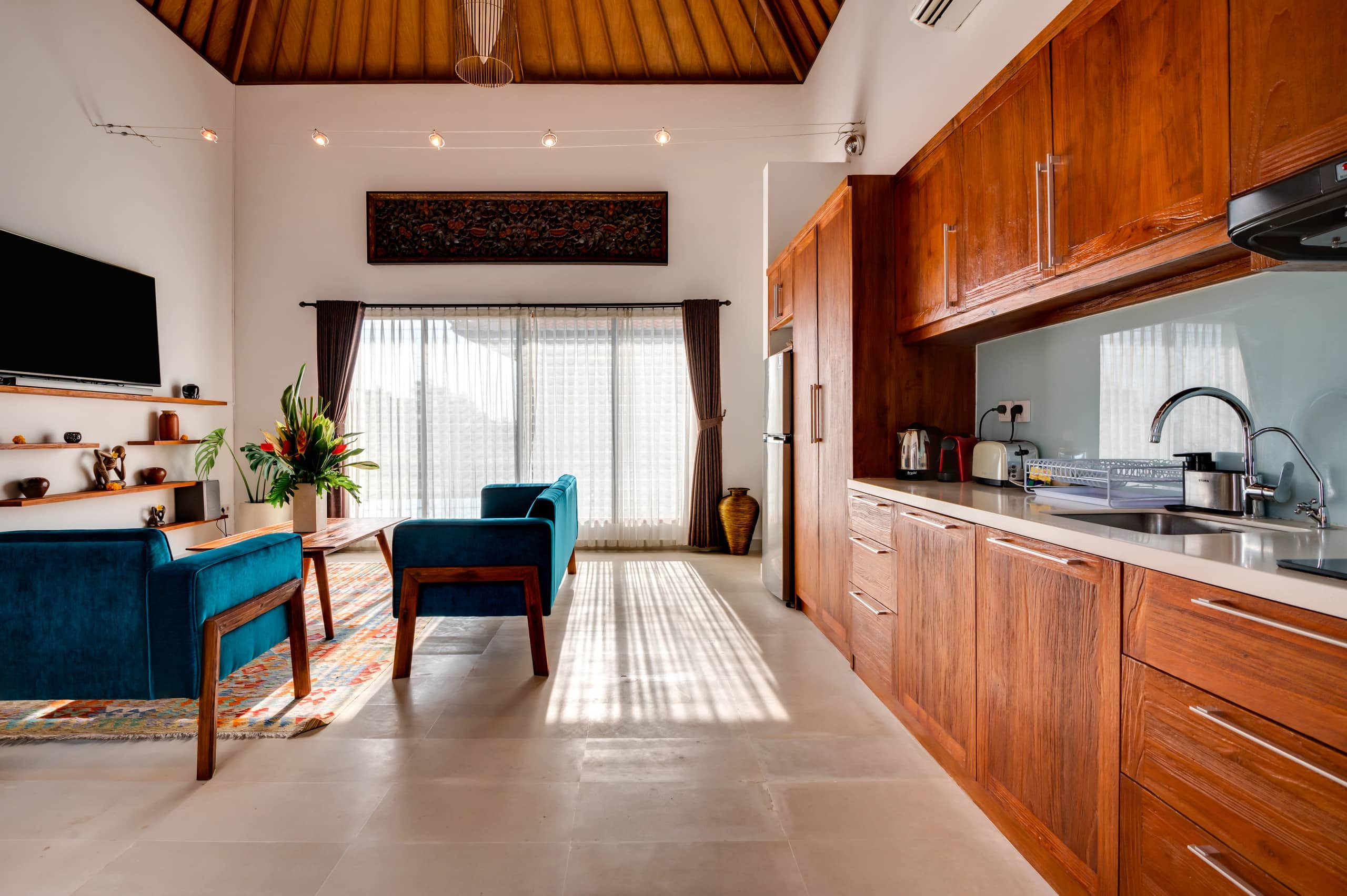 Coziest 5BR Villa close to the beach in Seminyak 7