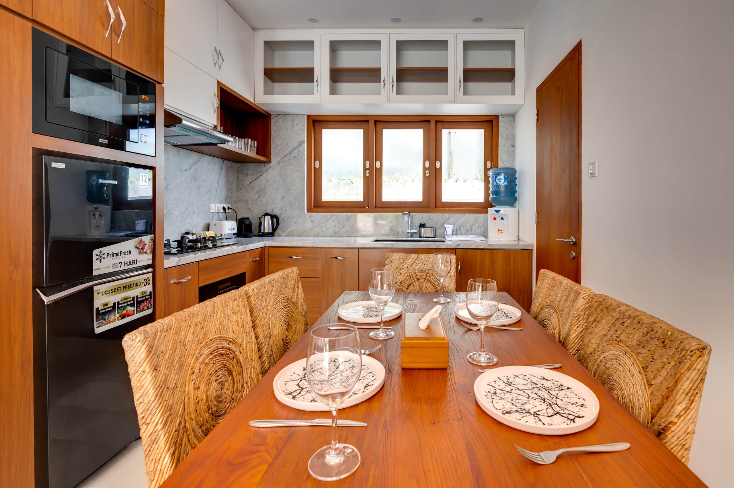 Coziest 5BR Villa close to the beach in Seminyak 12