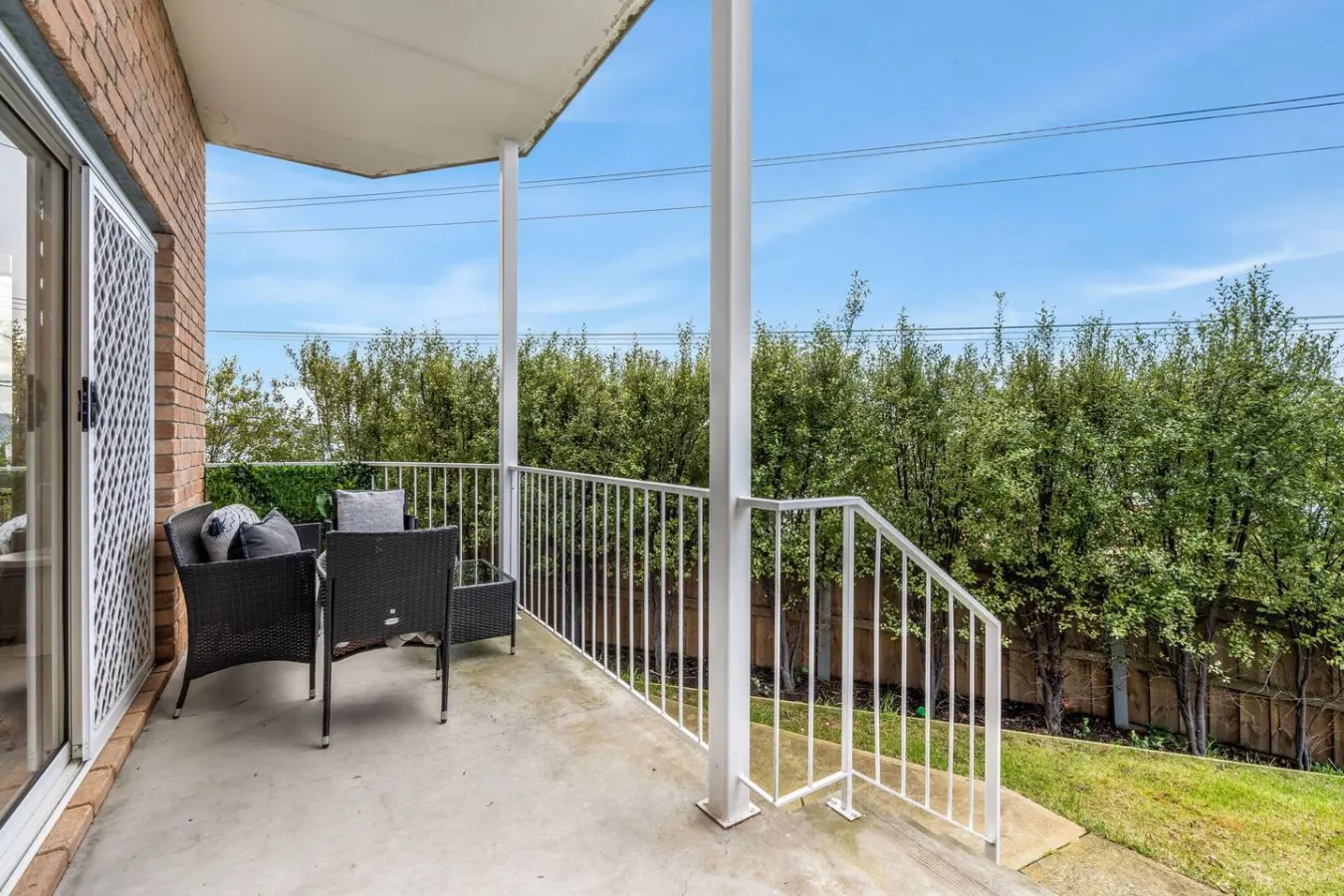 Sandy Bay River Views, 3 Bed, Deck & 2 Car Spaces 19
