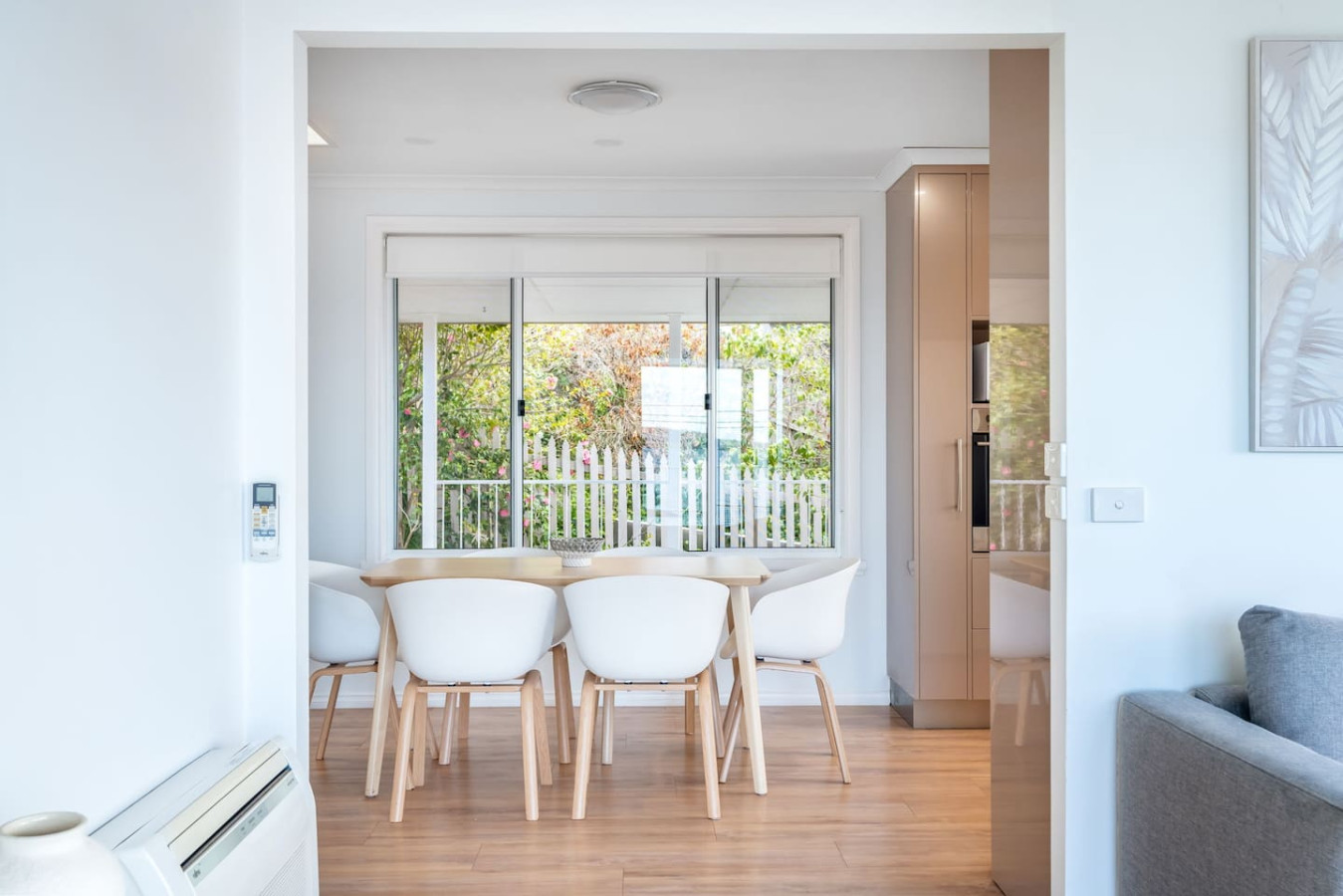 Sandy Bay River Views, 3 Bed, Deck & 2 Car Spaces 6