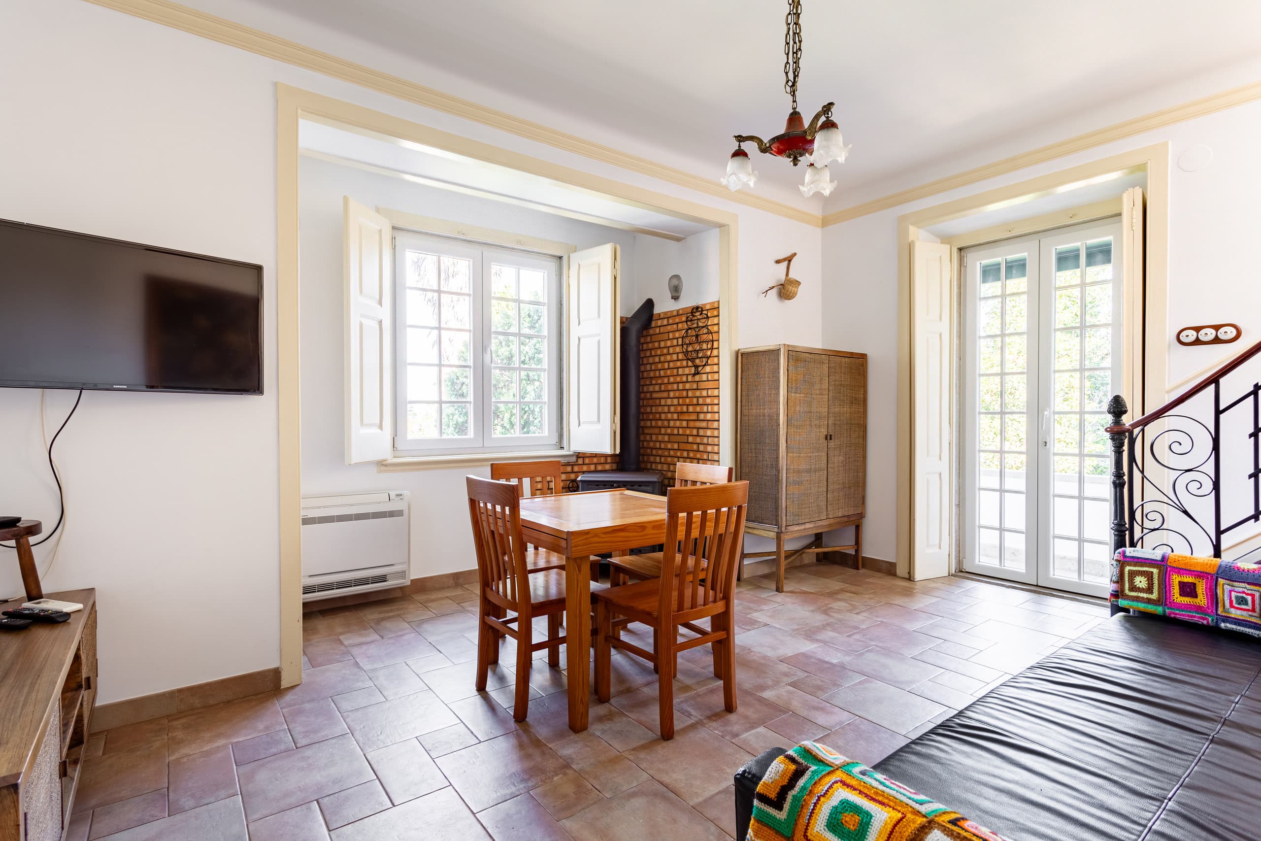 Romantic Vintage Cottage with garden 18