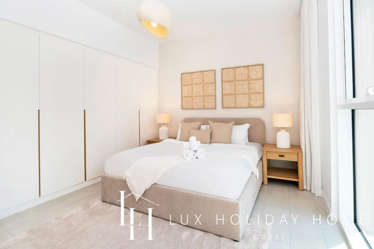 LUX The JBR Garden View Suite 13