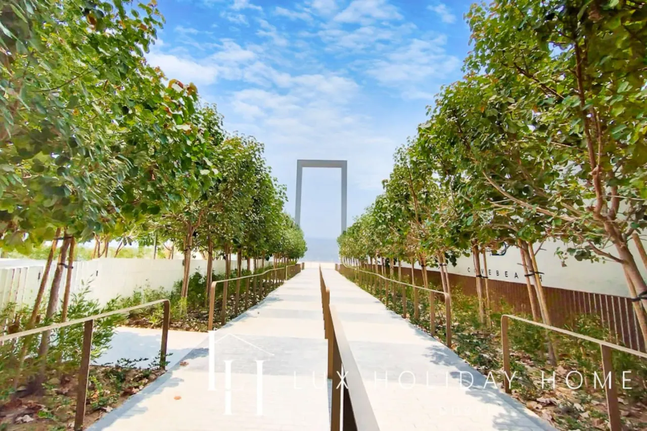 LUX The JBR Garden View Suite 20