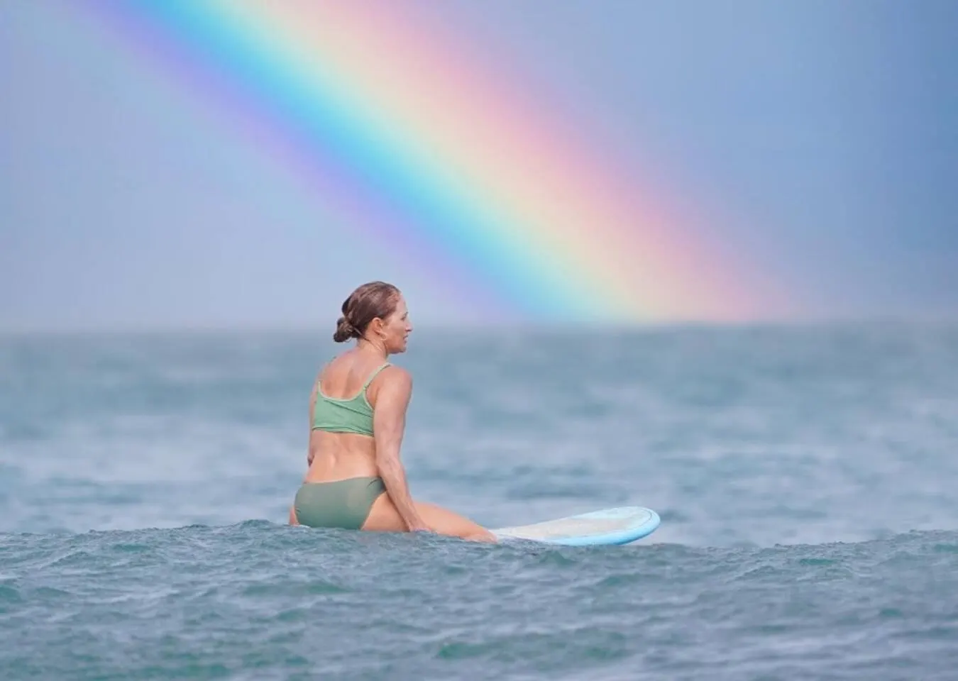 New! North Shore Surf House Walk to the beach! 10