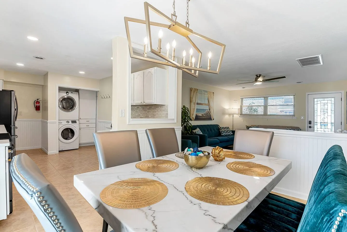 1 Block to Beach • Hot Tub • Fire Pit • Game Room